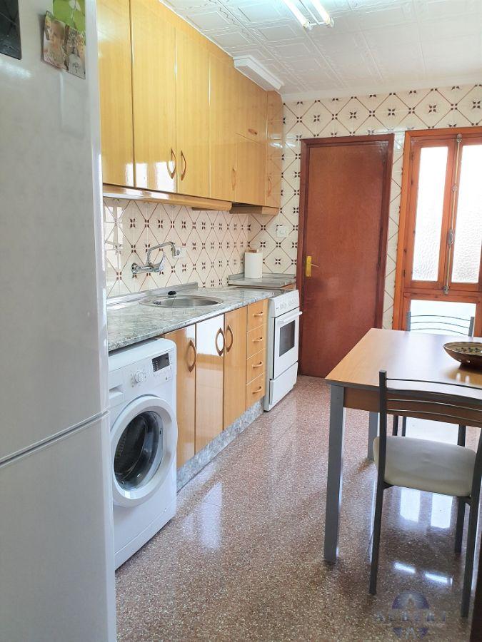 For sale of flat in Monóvar-Monòver