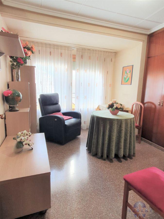 For sale of flat in Monóvar-Monòver