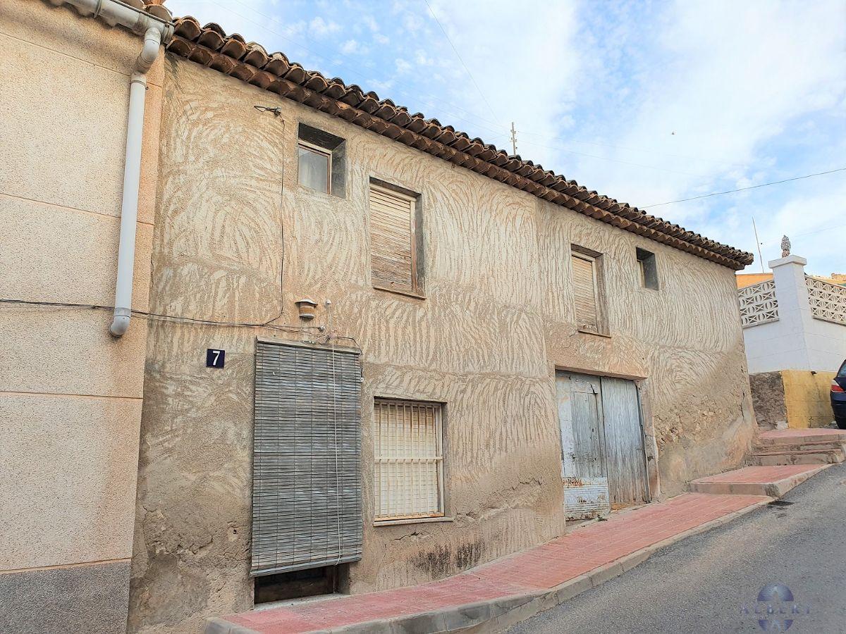 For sale of house in Monóvar-Monòver