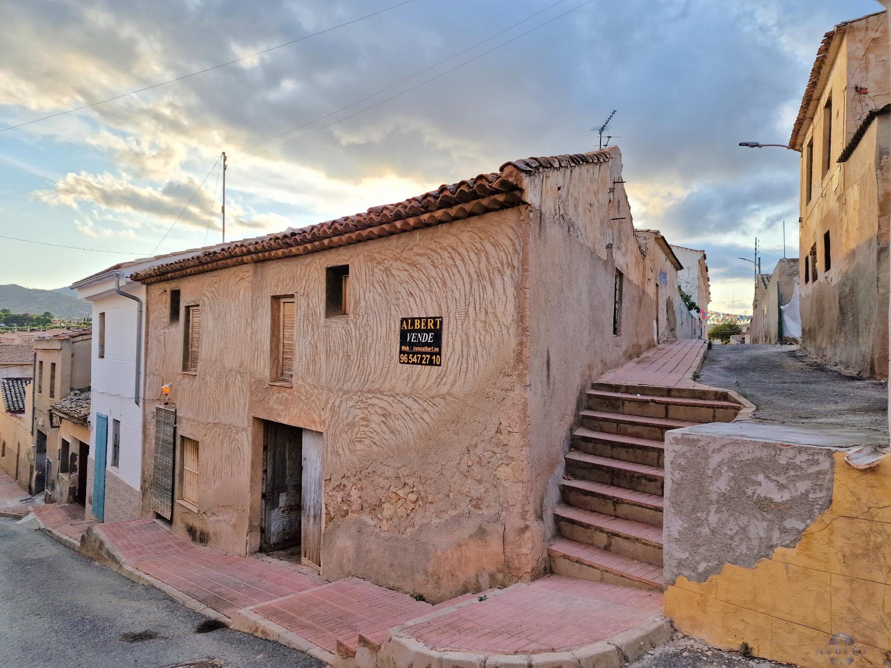 For sale of house in Monóvar-Monòver