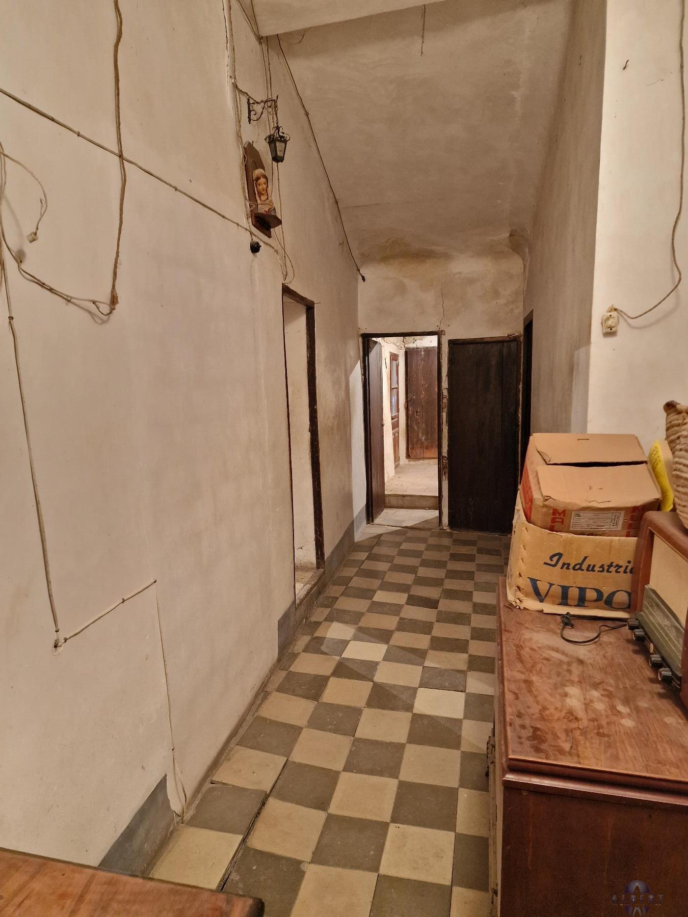 For sale of house in Monóvar-Monòver