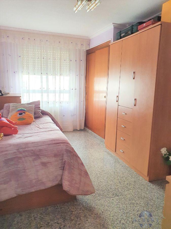 For sale of flat in Novelda