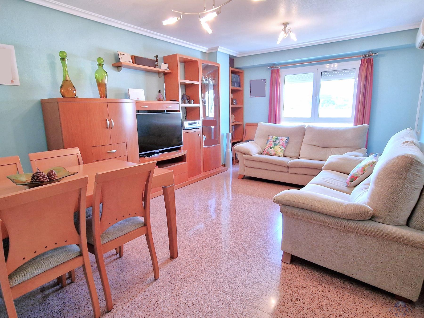 For sale of flat in Monóvar-Monòver