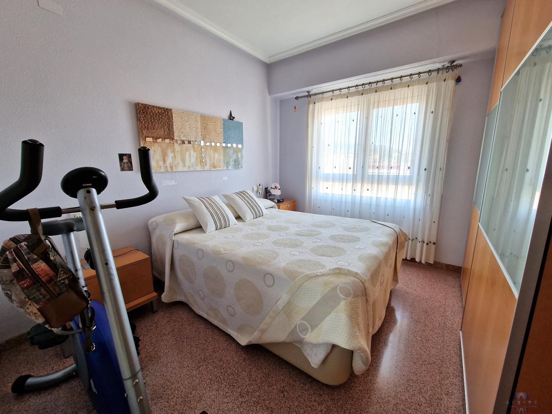 For sale of flat in Monóvar-Monòver