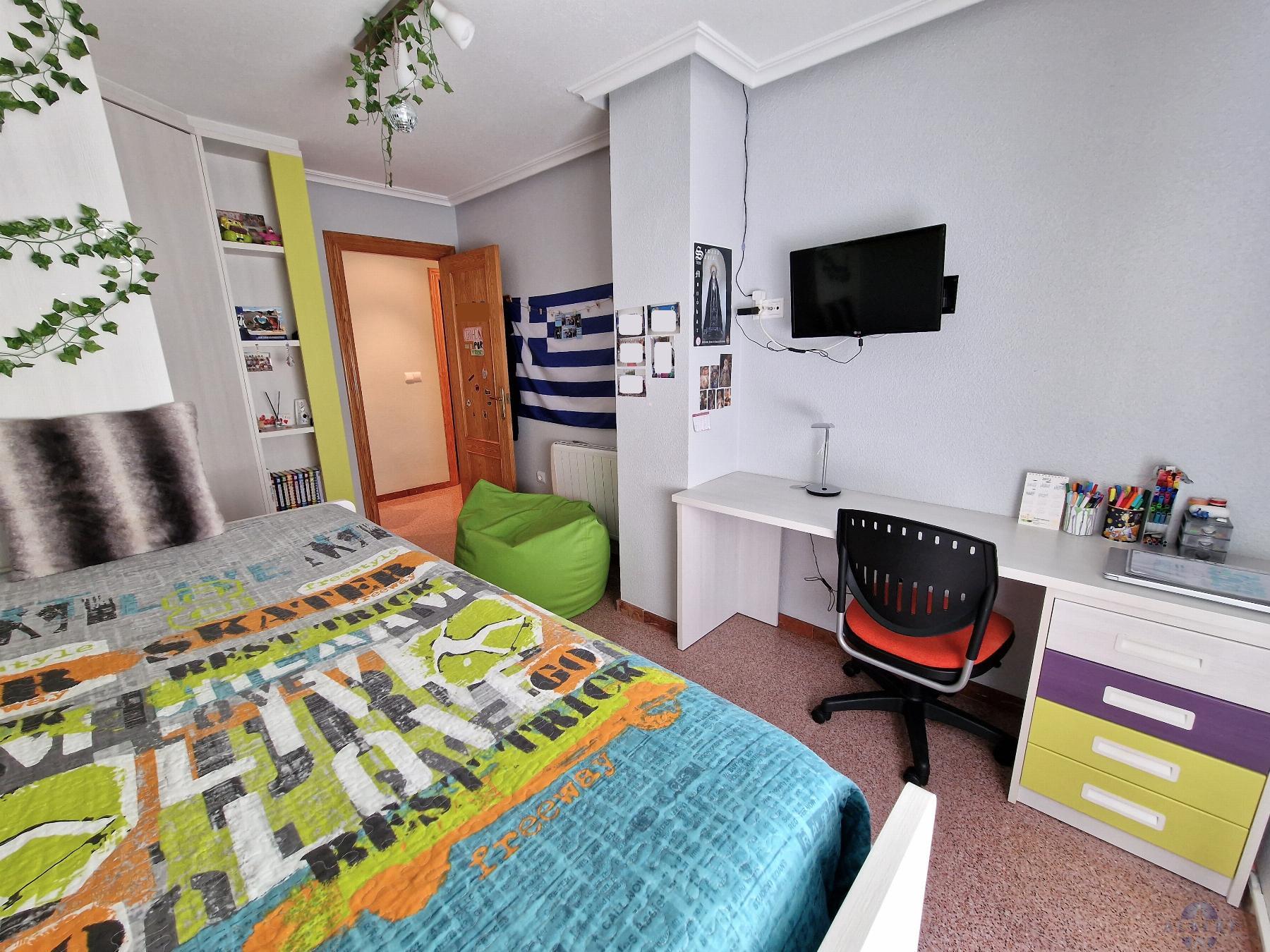 For sale of flat in Monóvar-Monòver