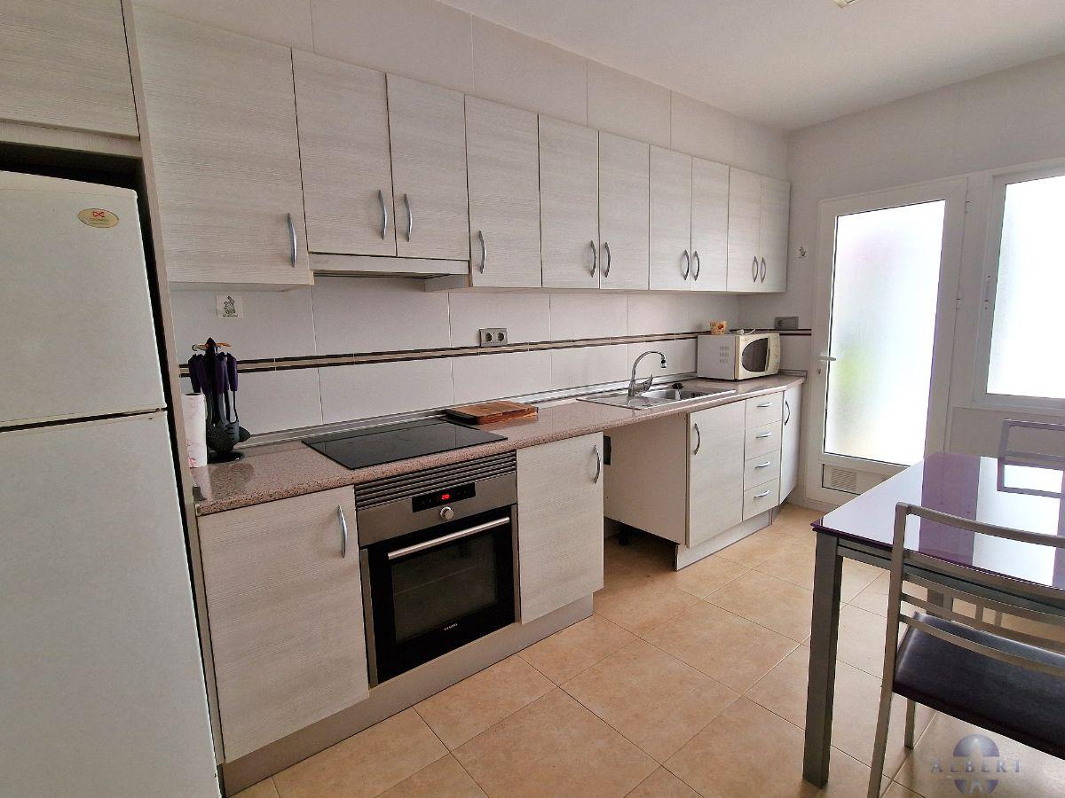 For sale of flat in Monóvar-Monòver