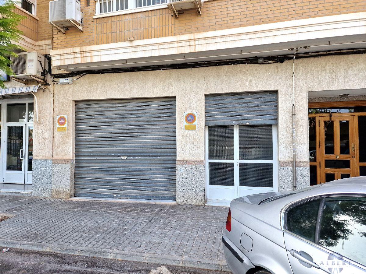 Venta de local comercial en Novelda