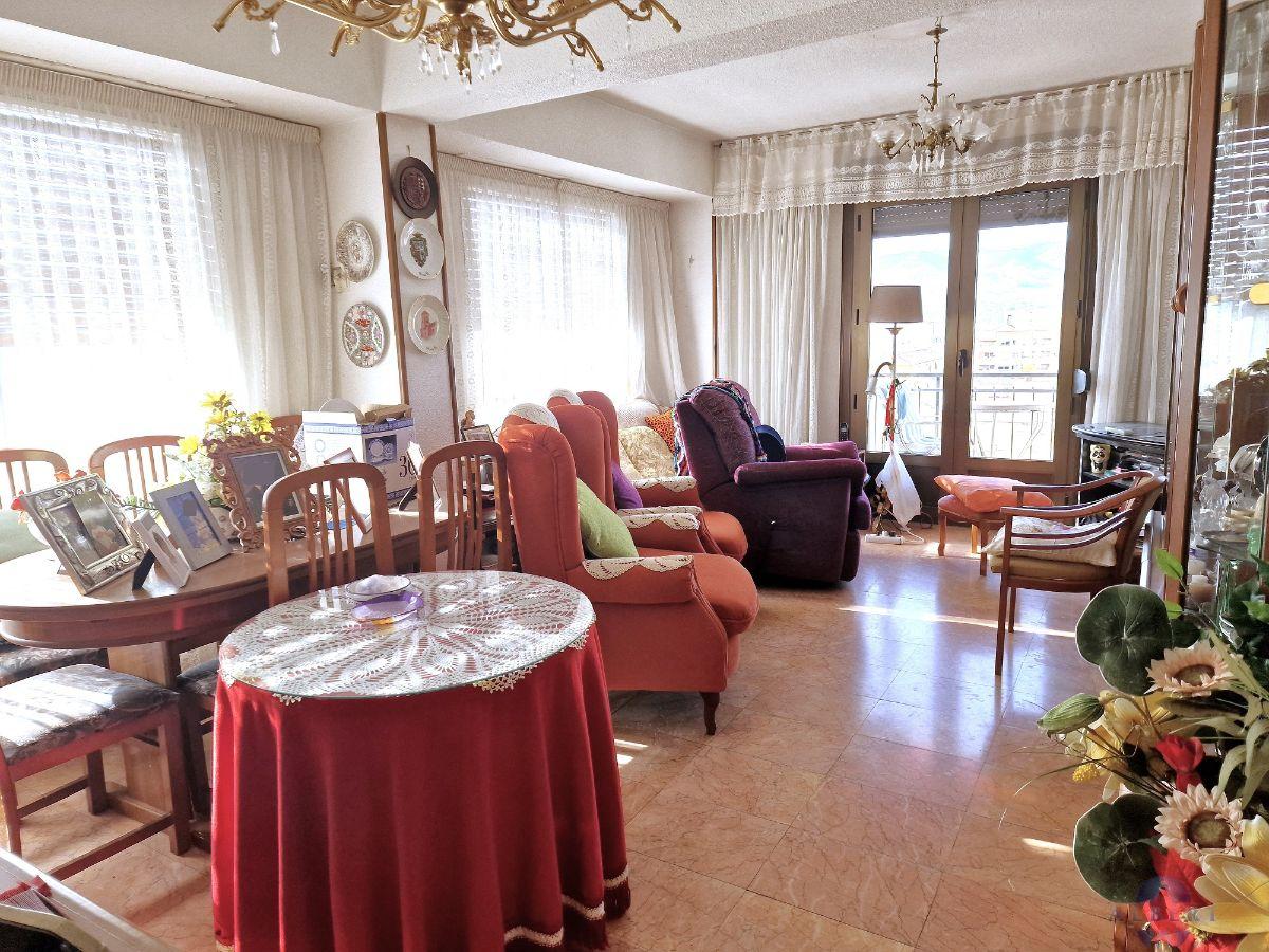 For sale of flat in Monóvar-Monòver