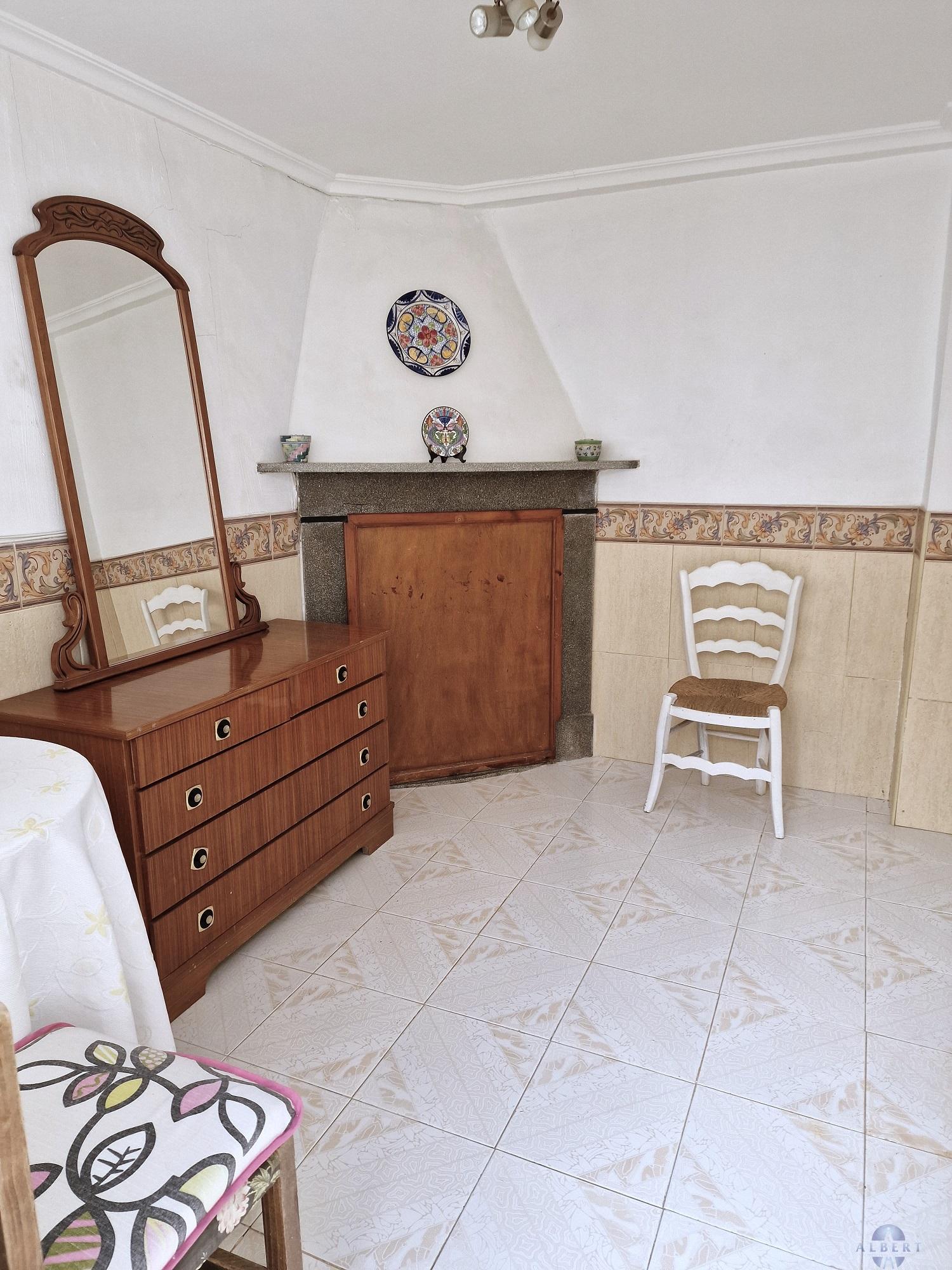 For sale of house in Monóvar-Monòver