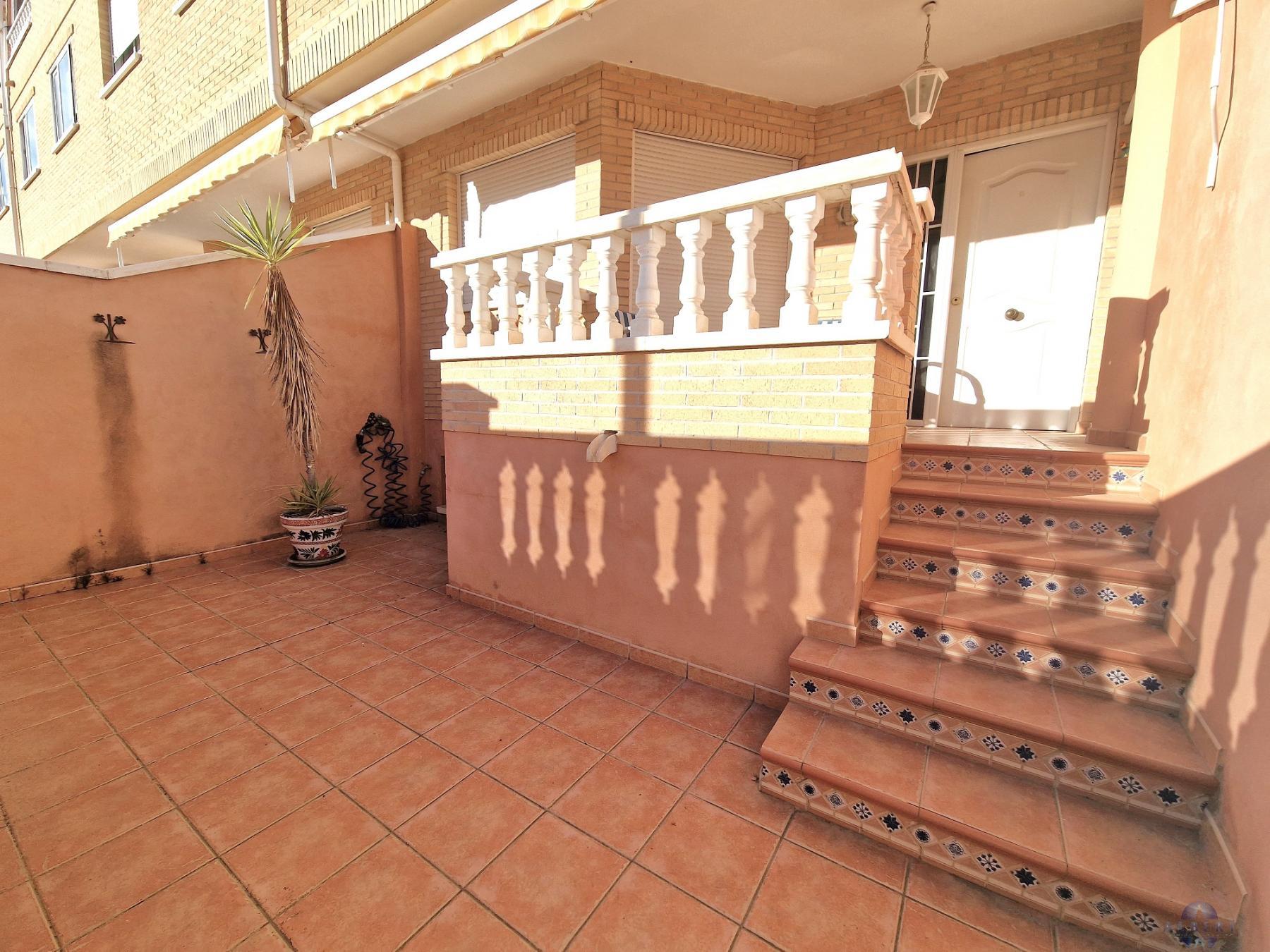 For sale of house in Monóvar-Monòver