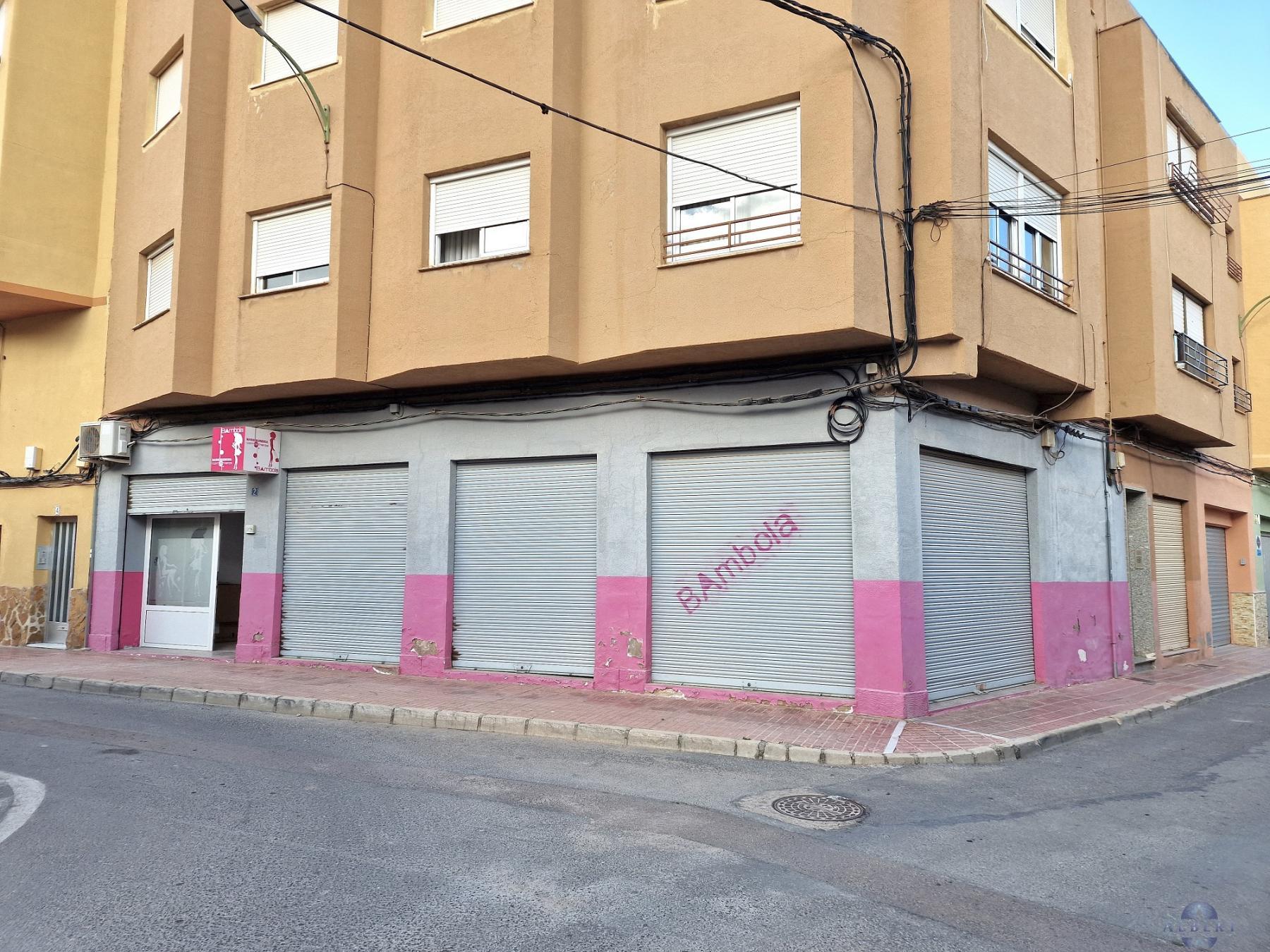 Venta de local comercial en Monóvar-Monòver