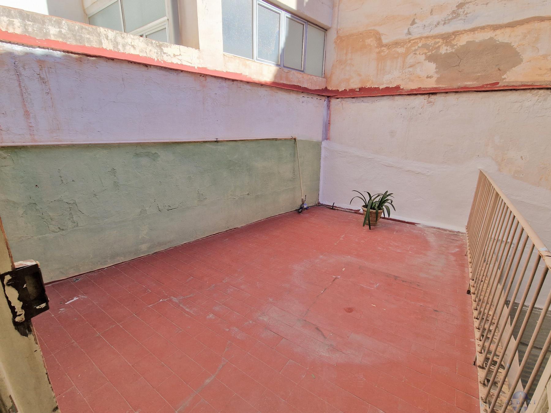 For sale of flat in Novelda