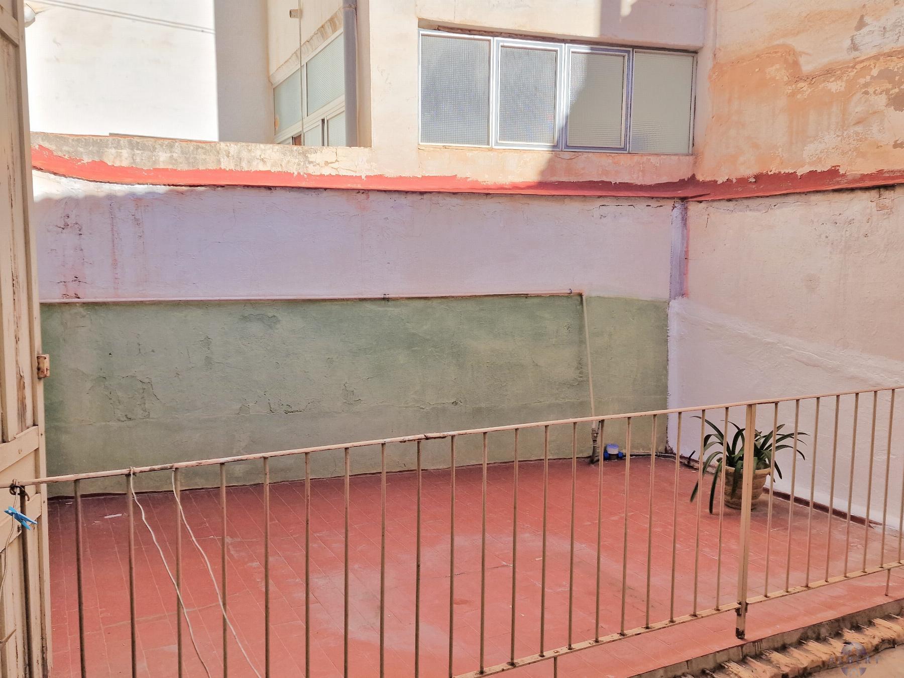 For sale of flat in Novelda