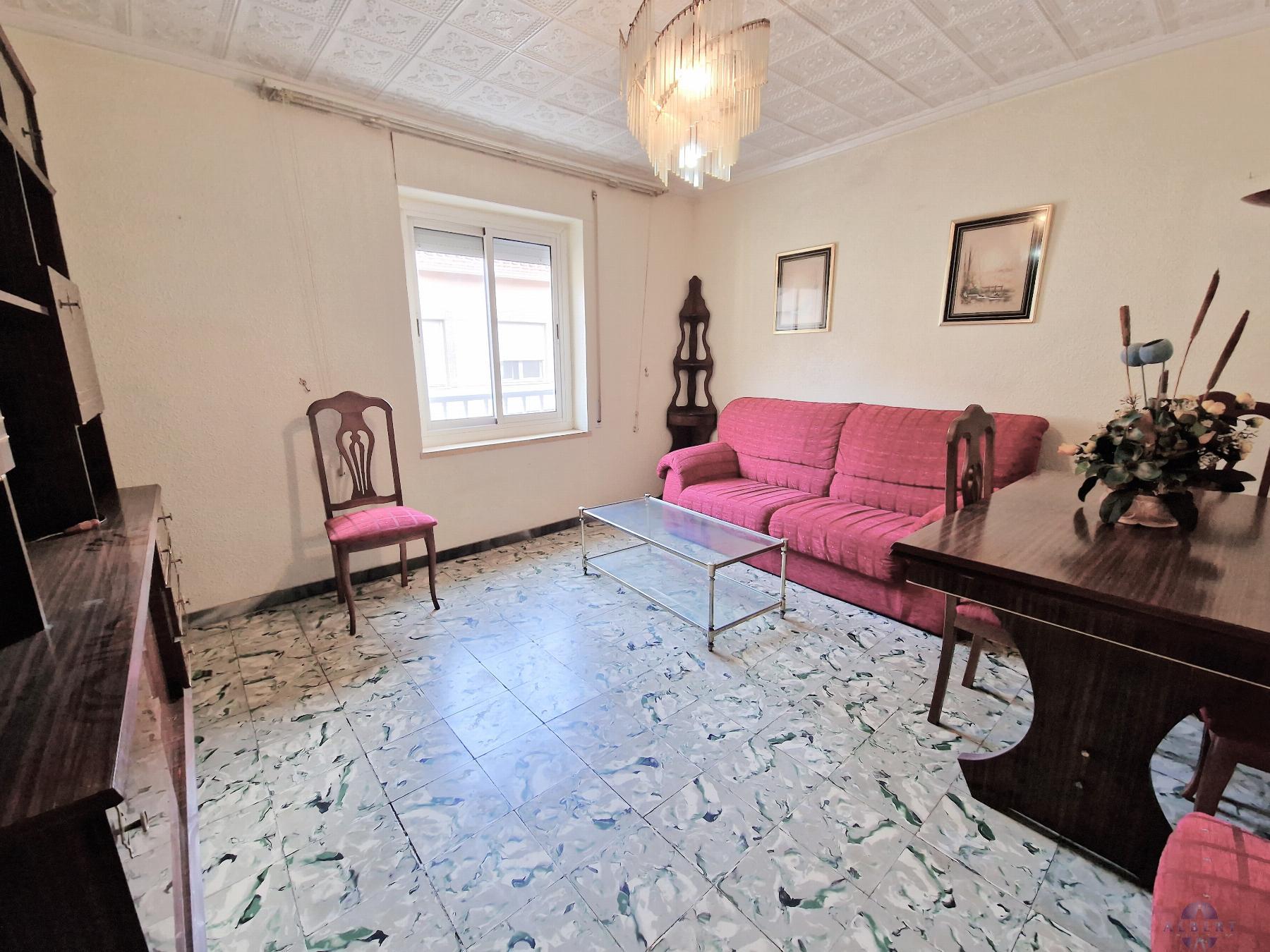 For sale of house in Monóvar-Monòver