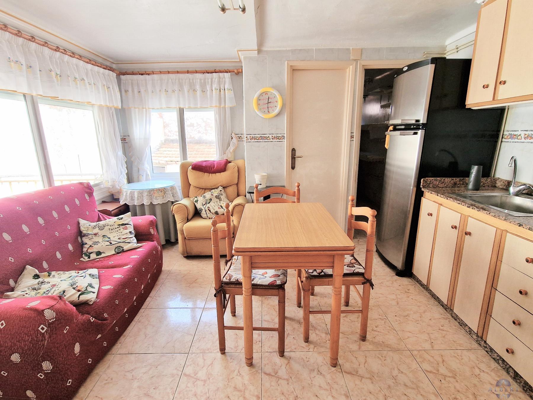 For sale of house in Monóvar-Monòver