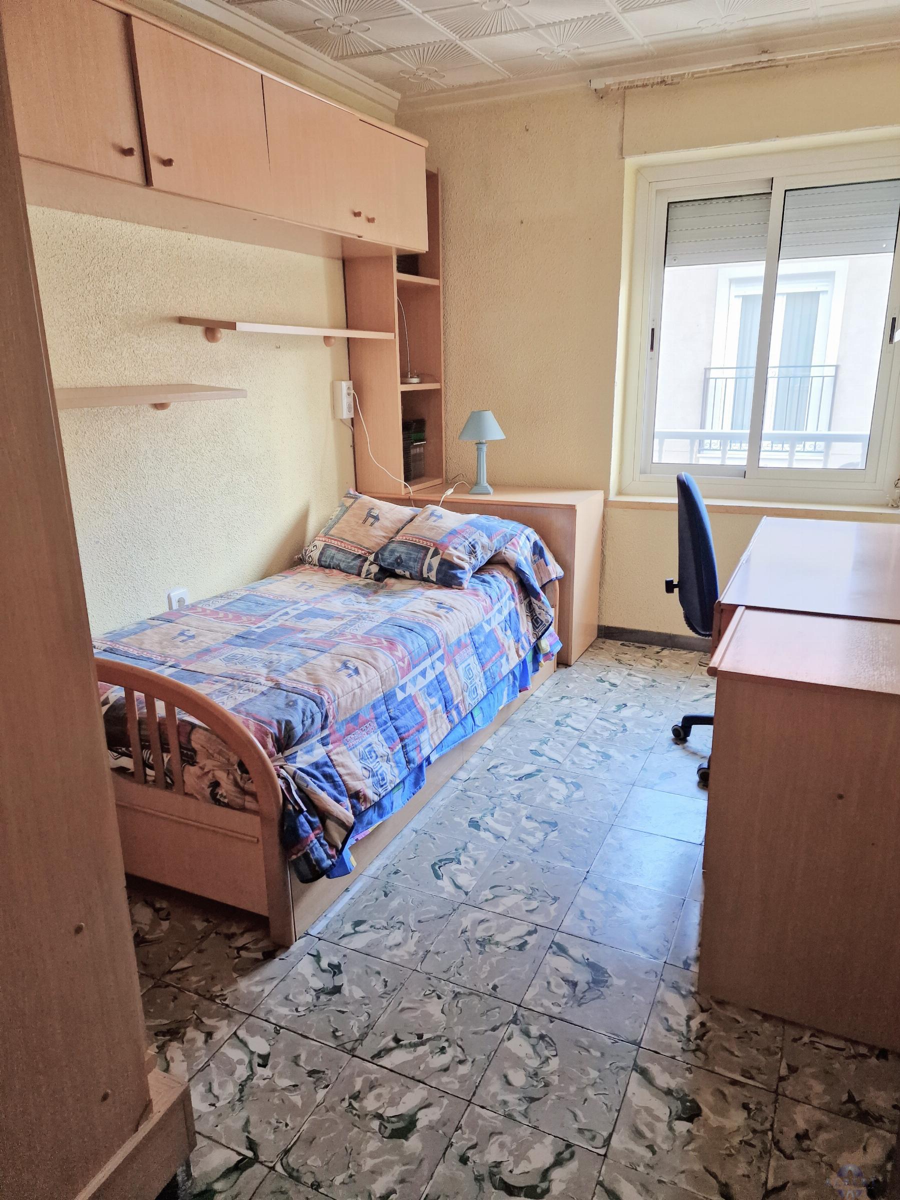For sale of house in Monóvar-Monòver