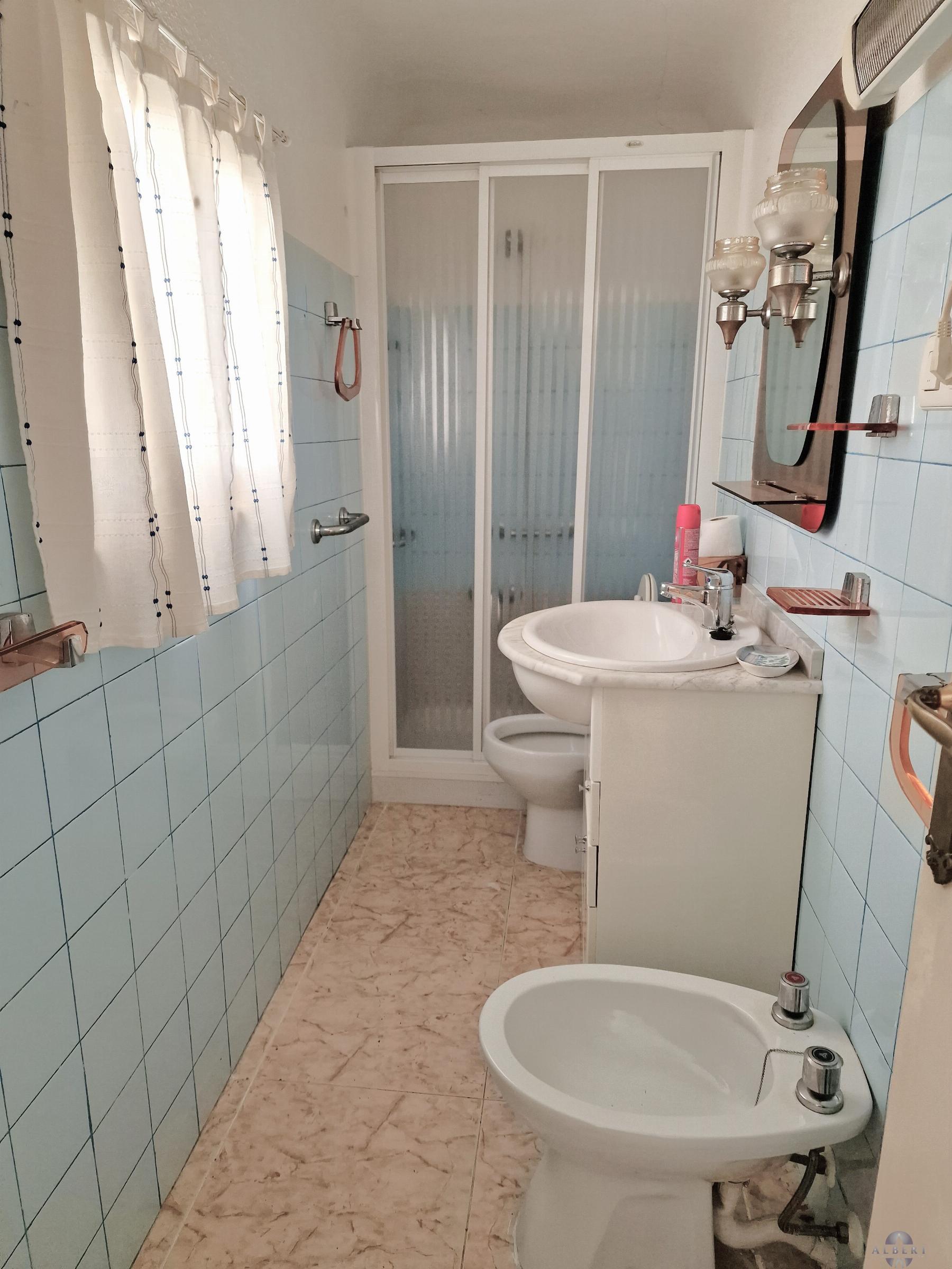 For sale of house in Monóvar-Monòver