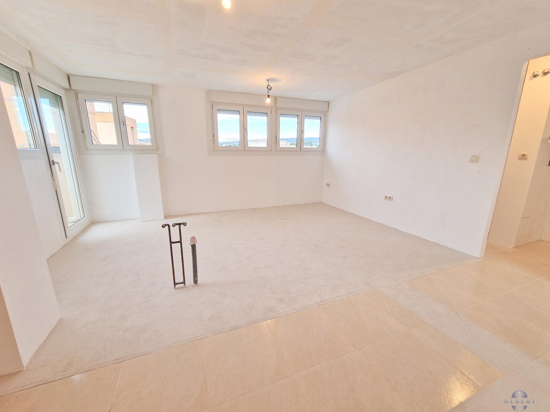 For sale of penthouse in Monóvar-Monòver