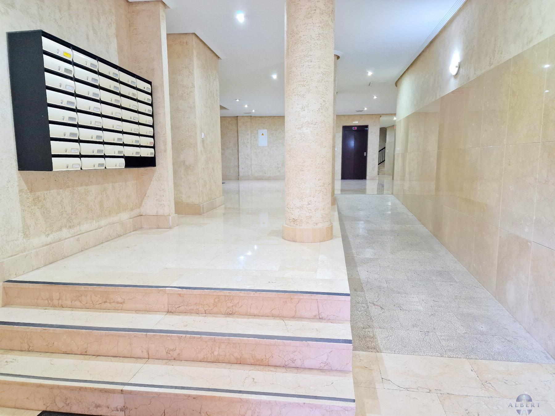 For sale of penthouse in Monóvar-Monòver