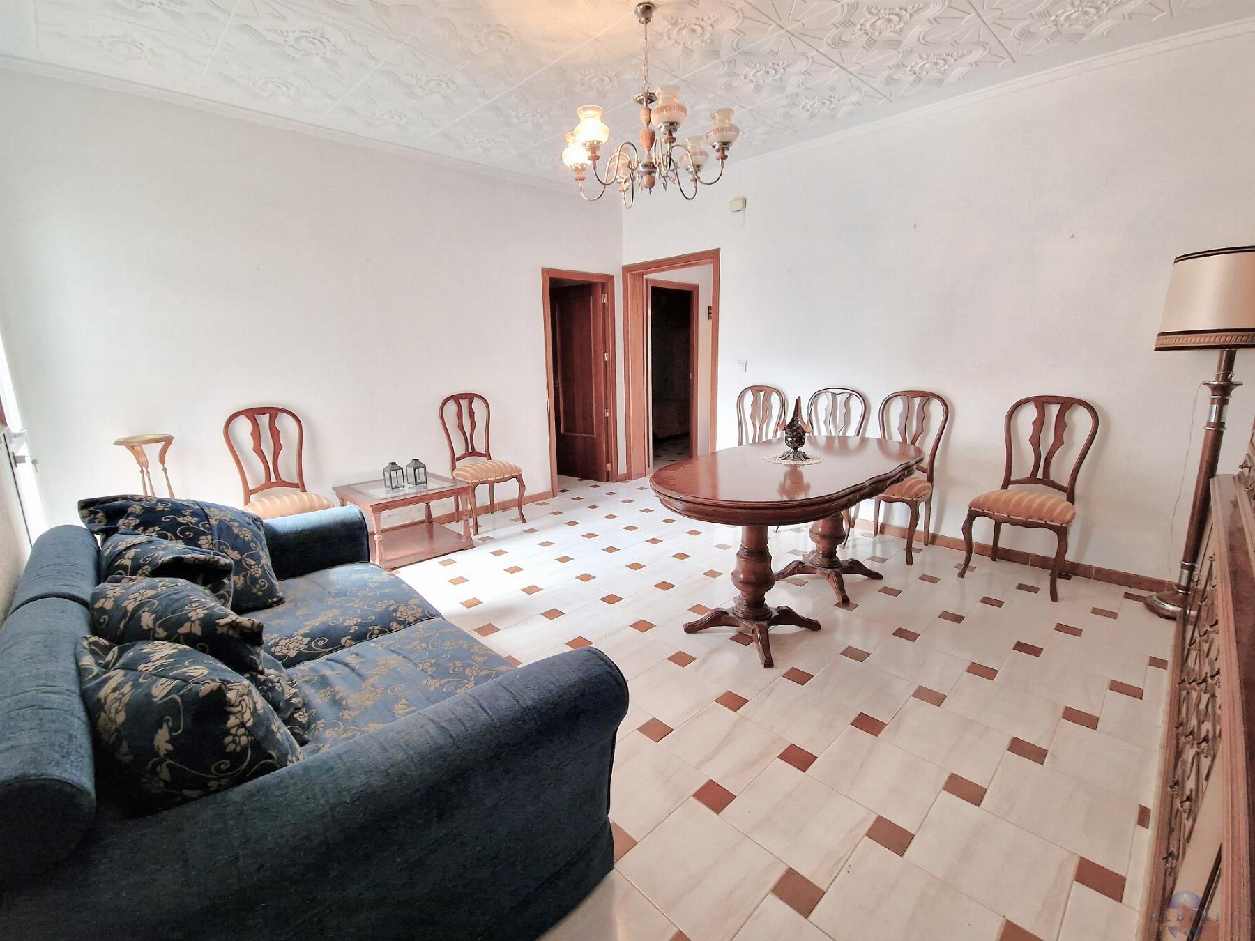 For sale of house in Monóvar-Monòver