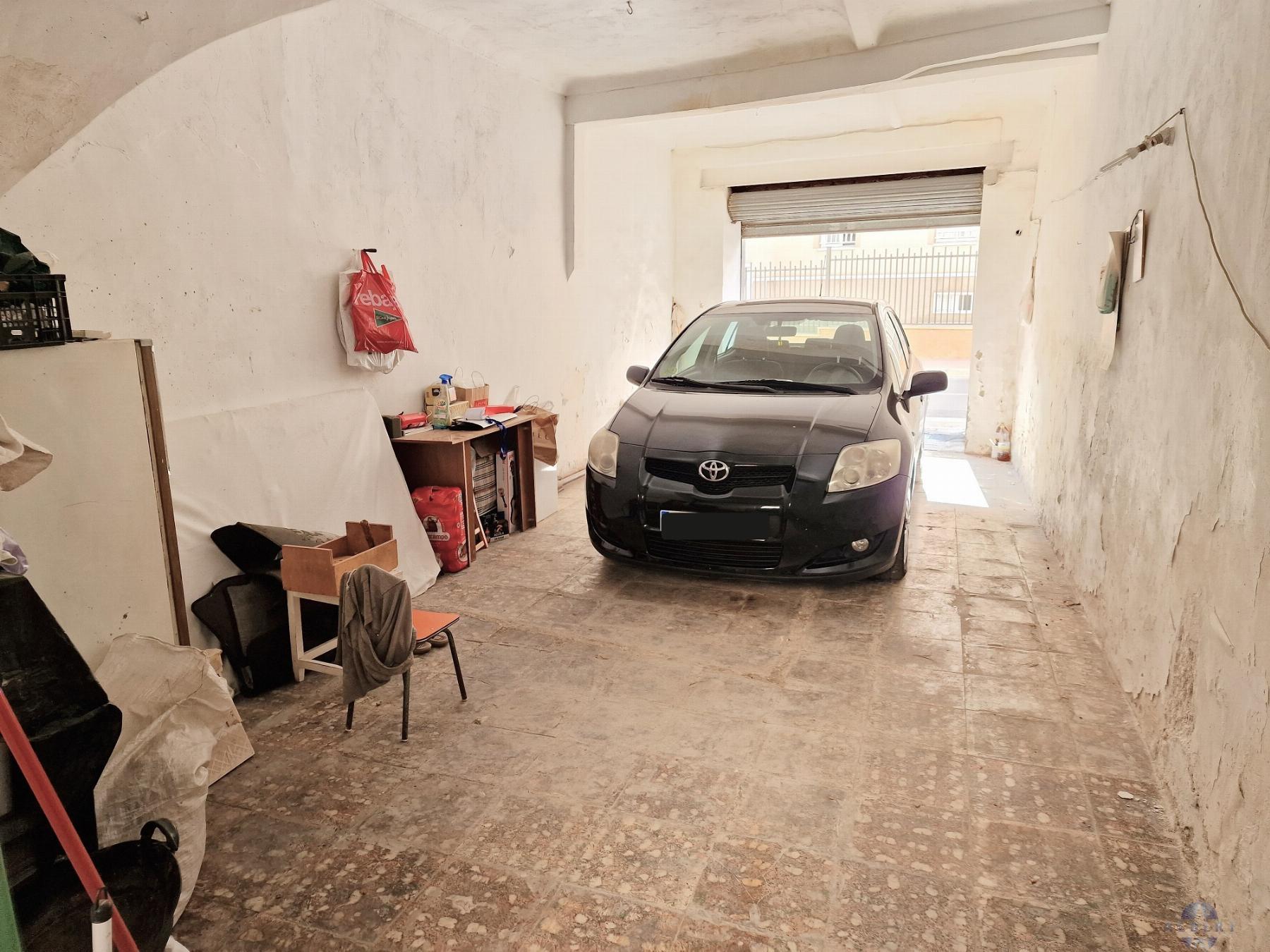 For sale of house in Monóvar-Monòver