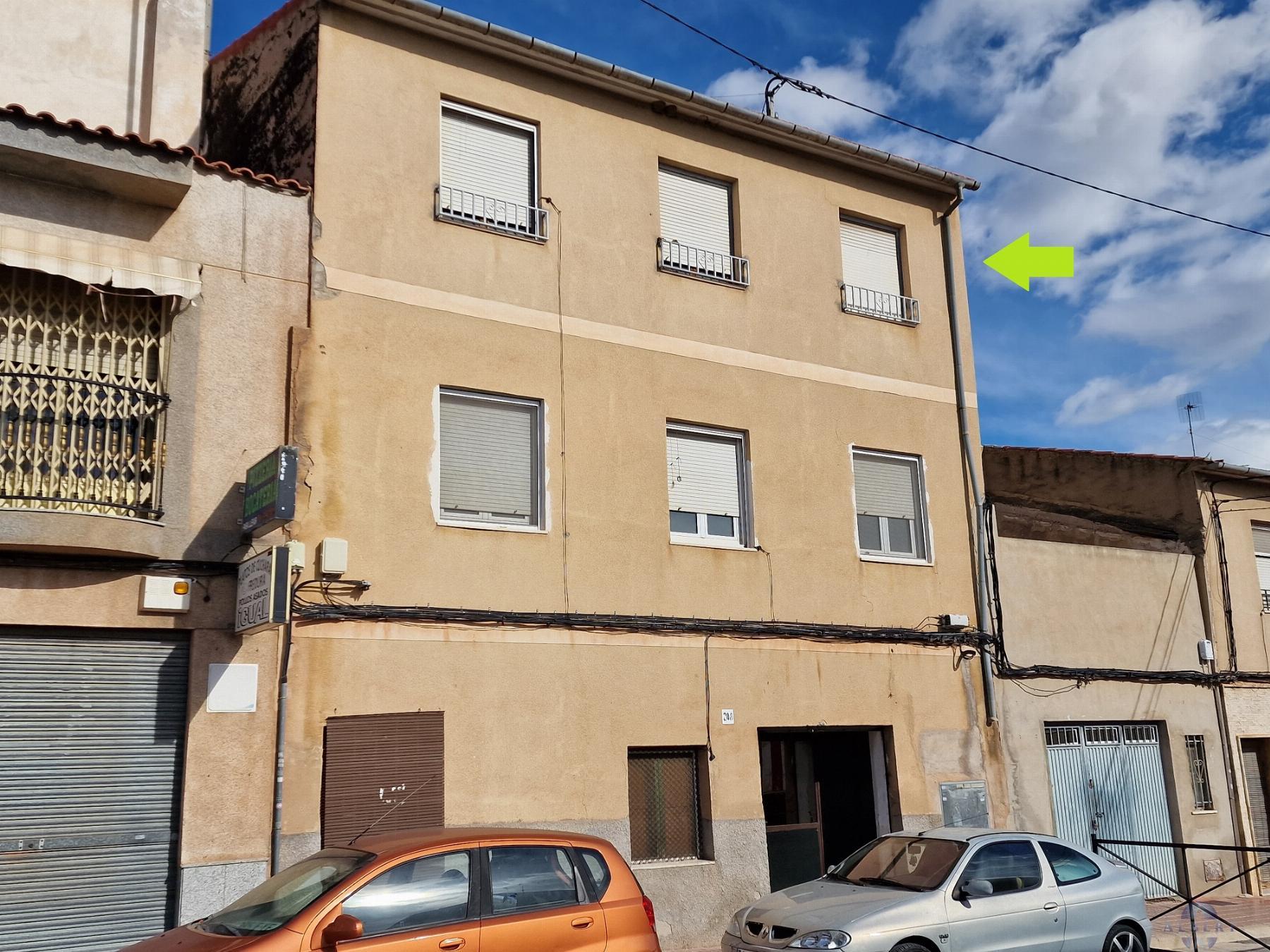 For sale of flat in Monóvar-Monòver