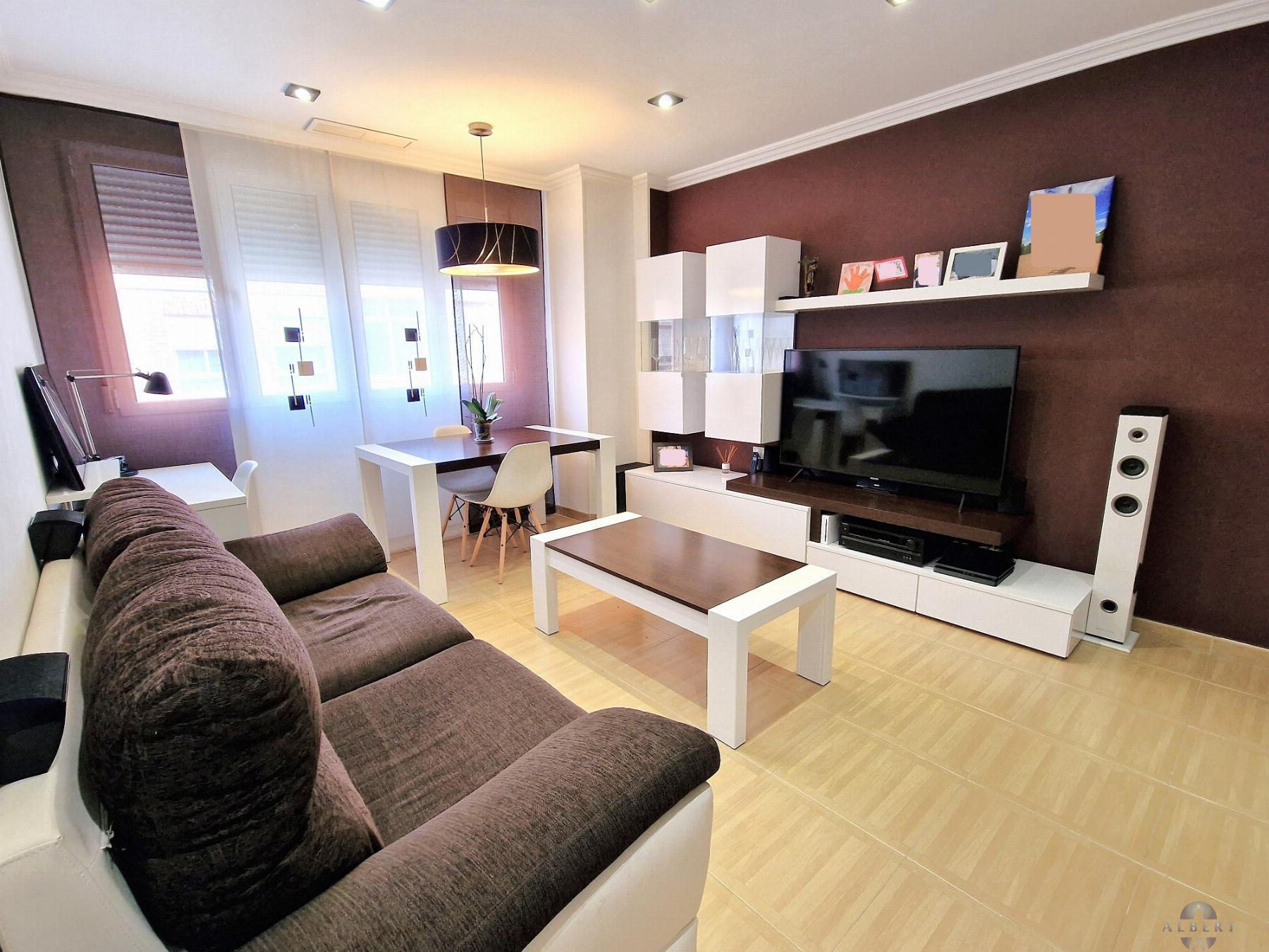For sale of flat in Novelda