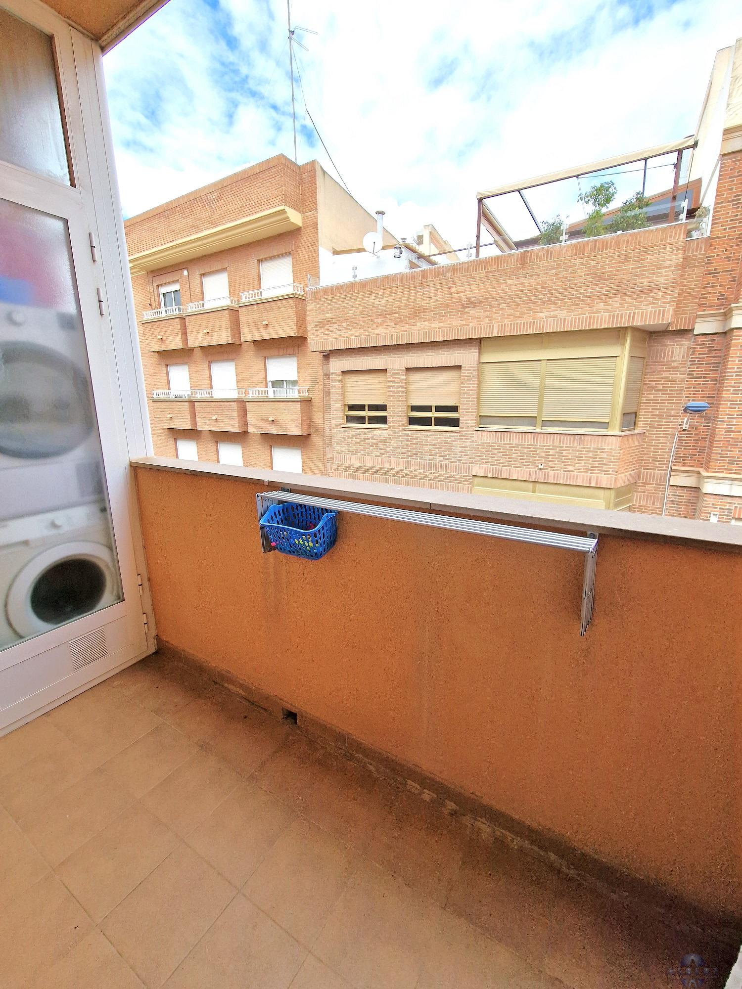 For sale of flat in Novelda