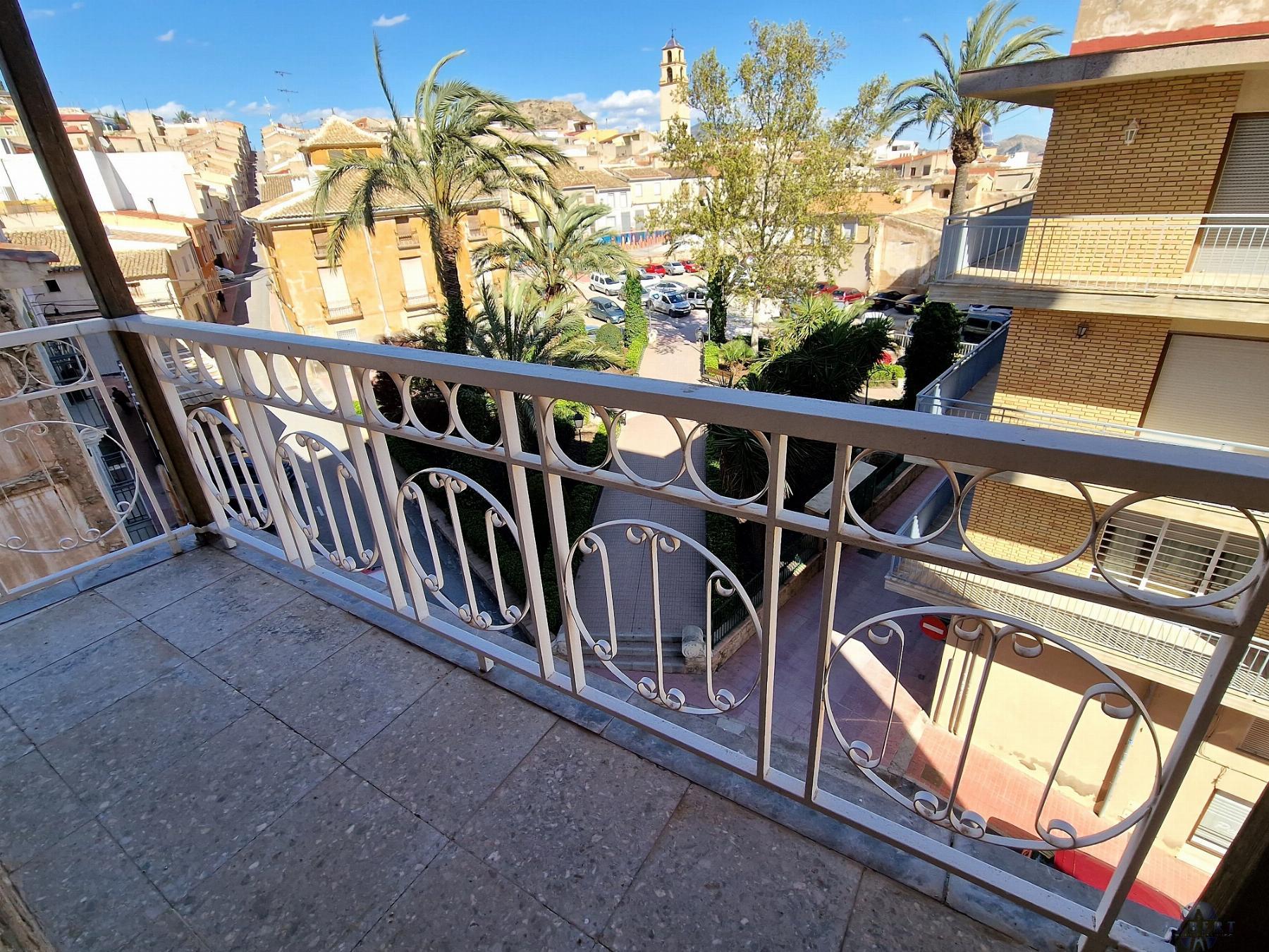 For sale of flat in Monóvar-Monòver