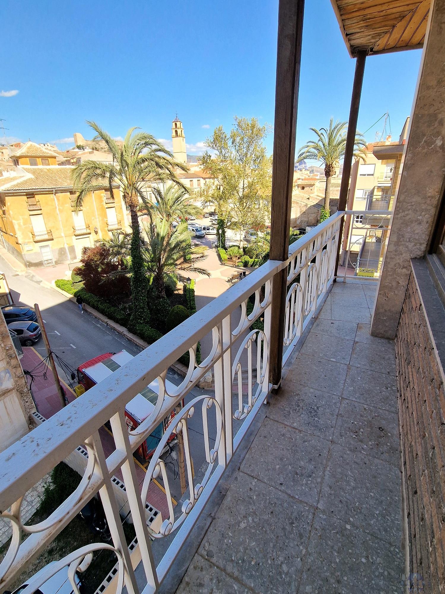 For sale of flat in Monóvar-Monòver