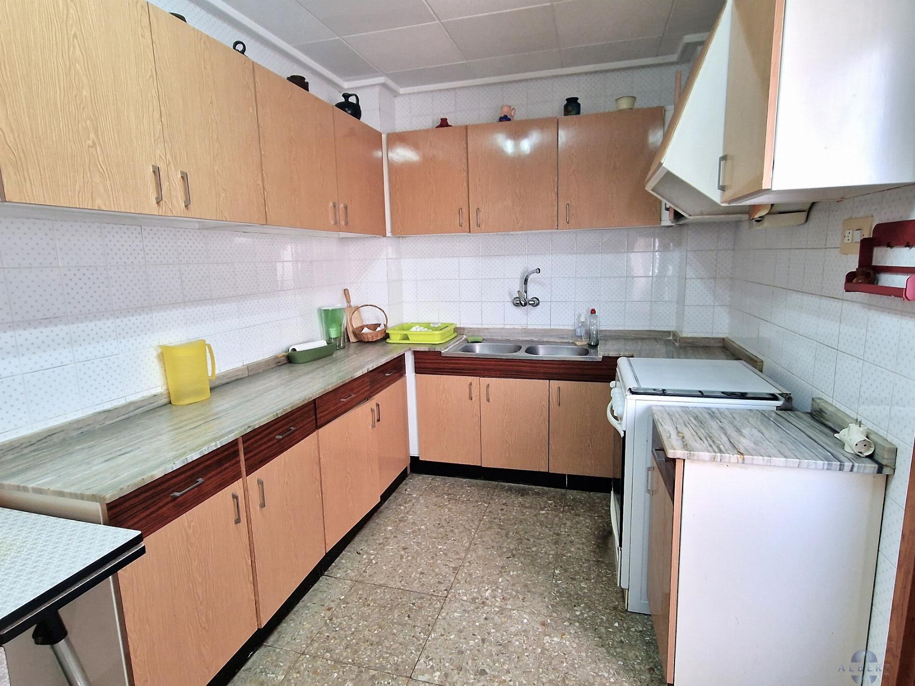 For sale of flat in Monóvar-Monòver