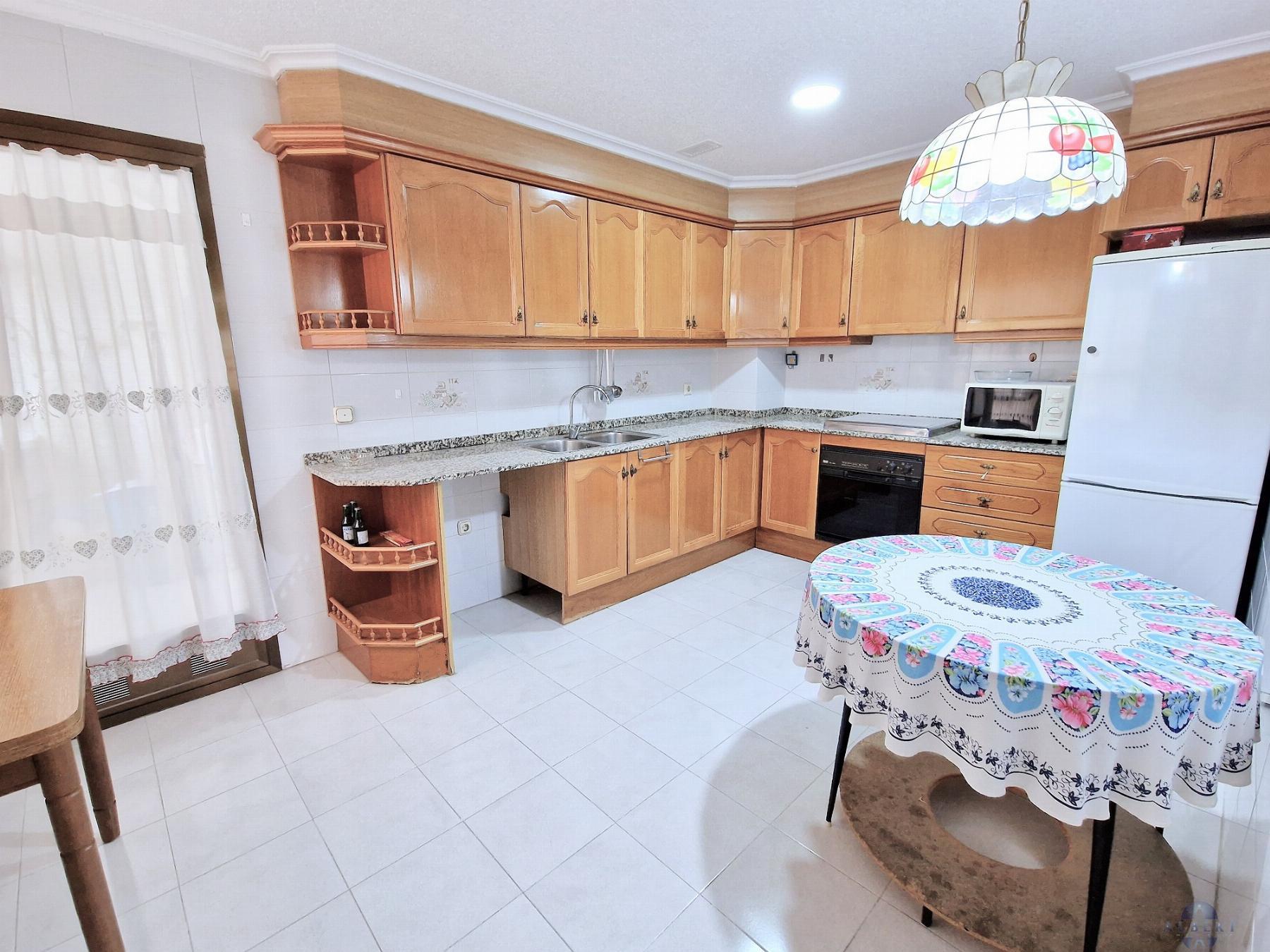 For sale of flat in Novelda