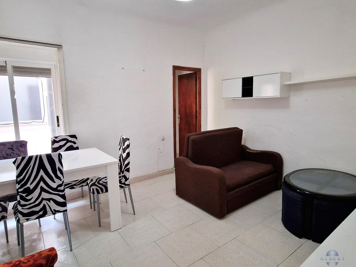 For sale of flat in Monóvar-Monòver
