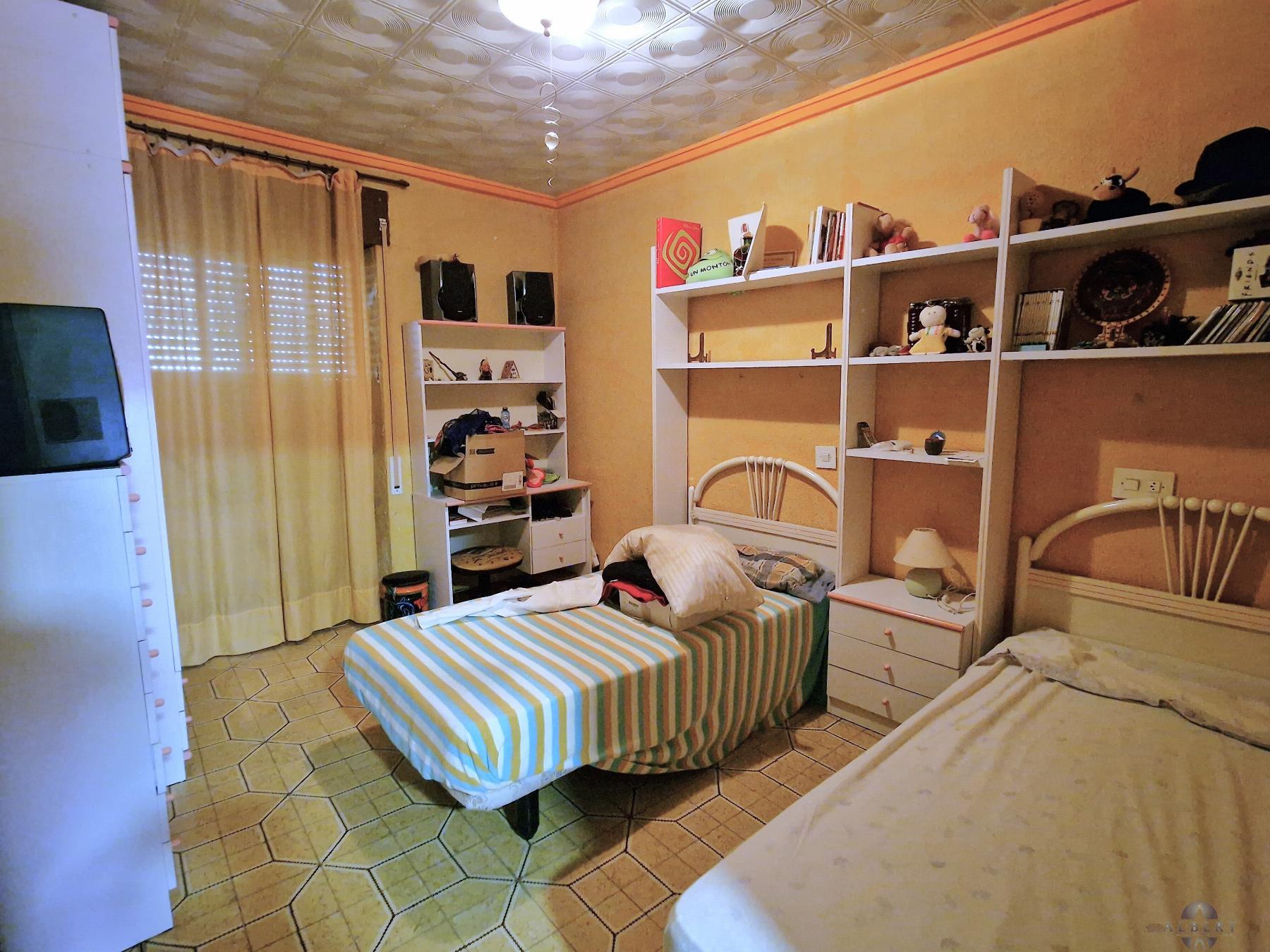 For sale of house in Monóvar-Monòver