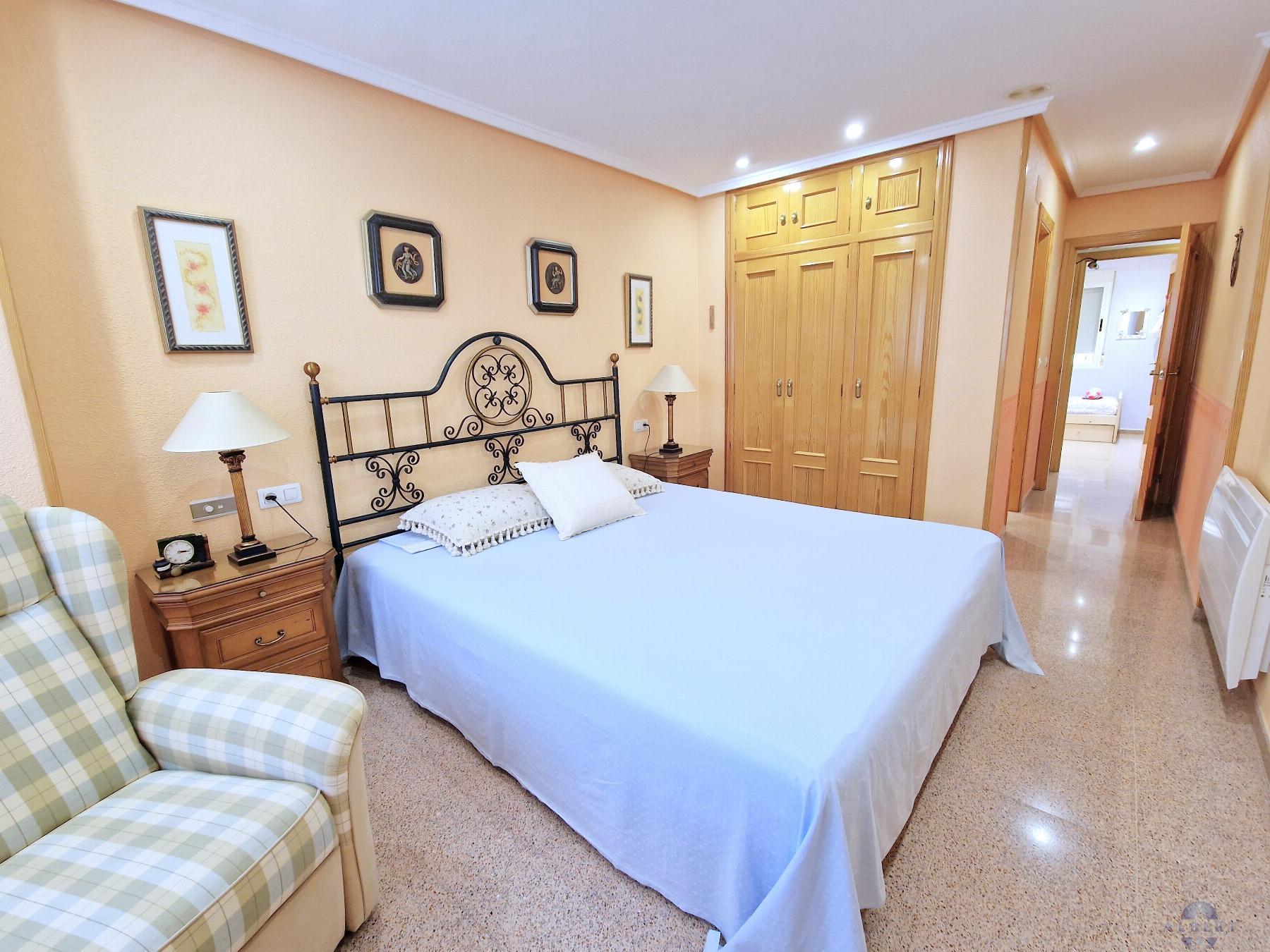 For sale of flat in Monóvar-Monòver