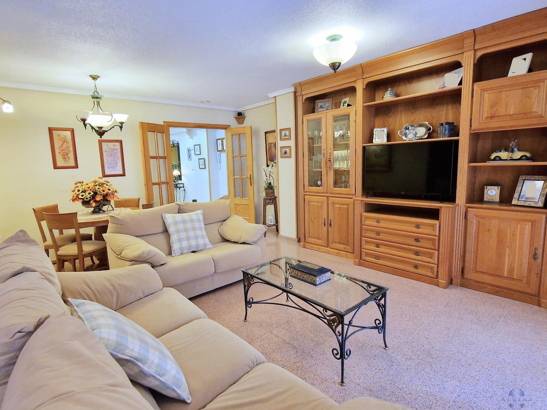 For sale of flat in Monóvar-Monòver