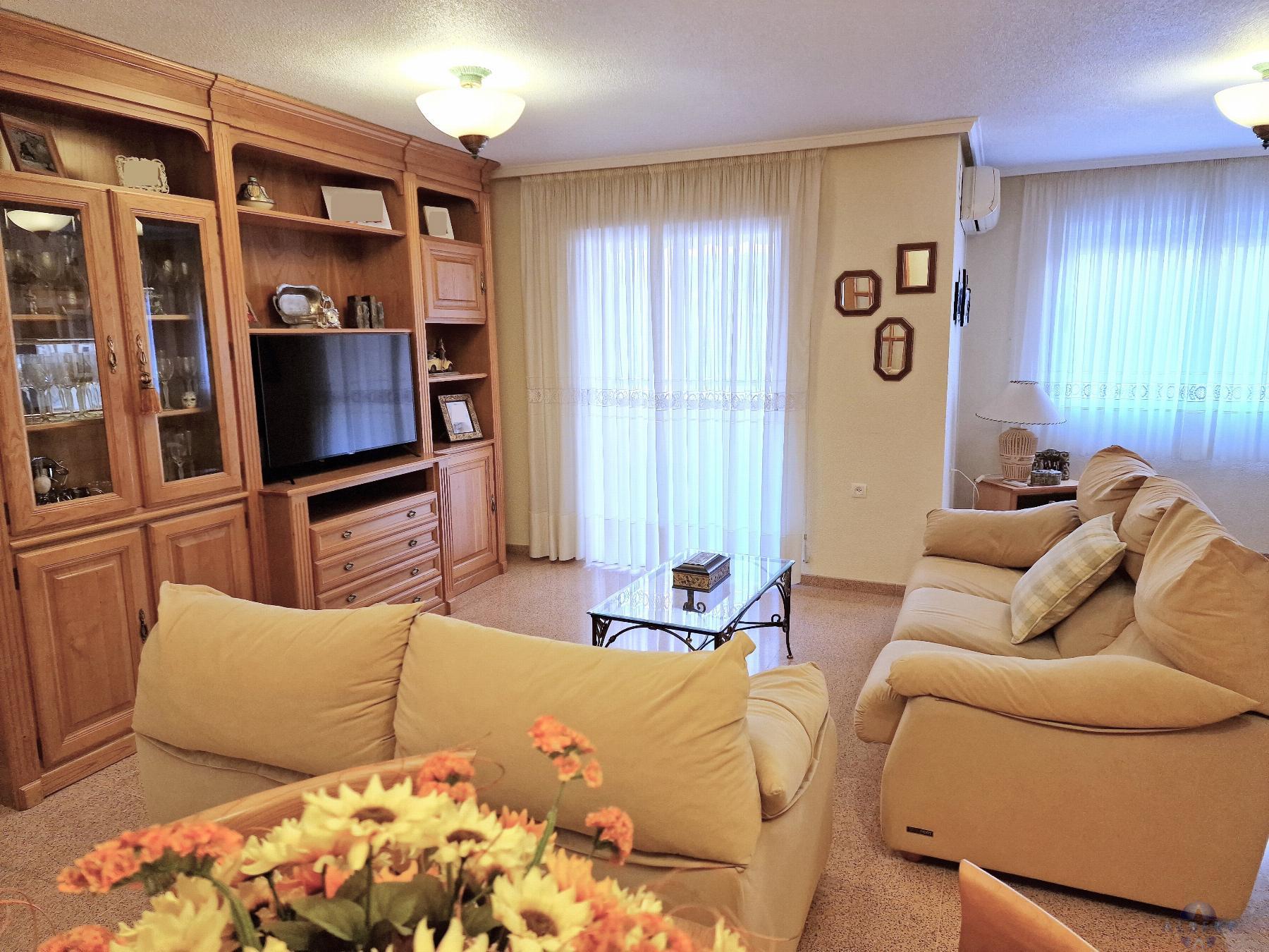 For sale of flat in Monóvar-Monòver