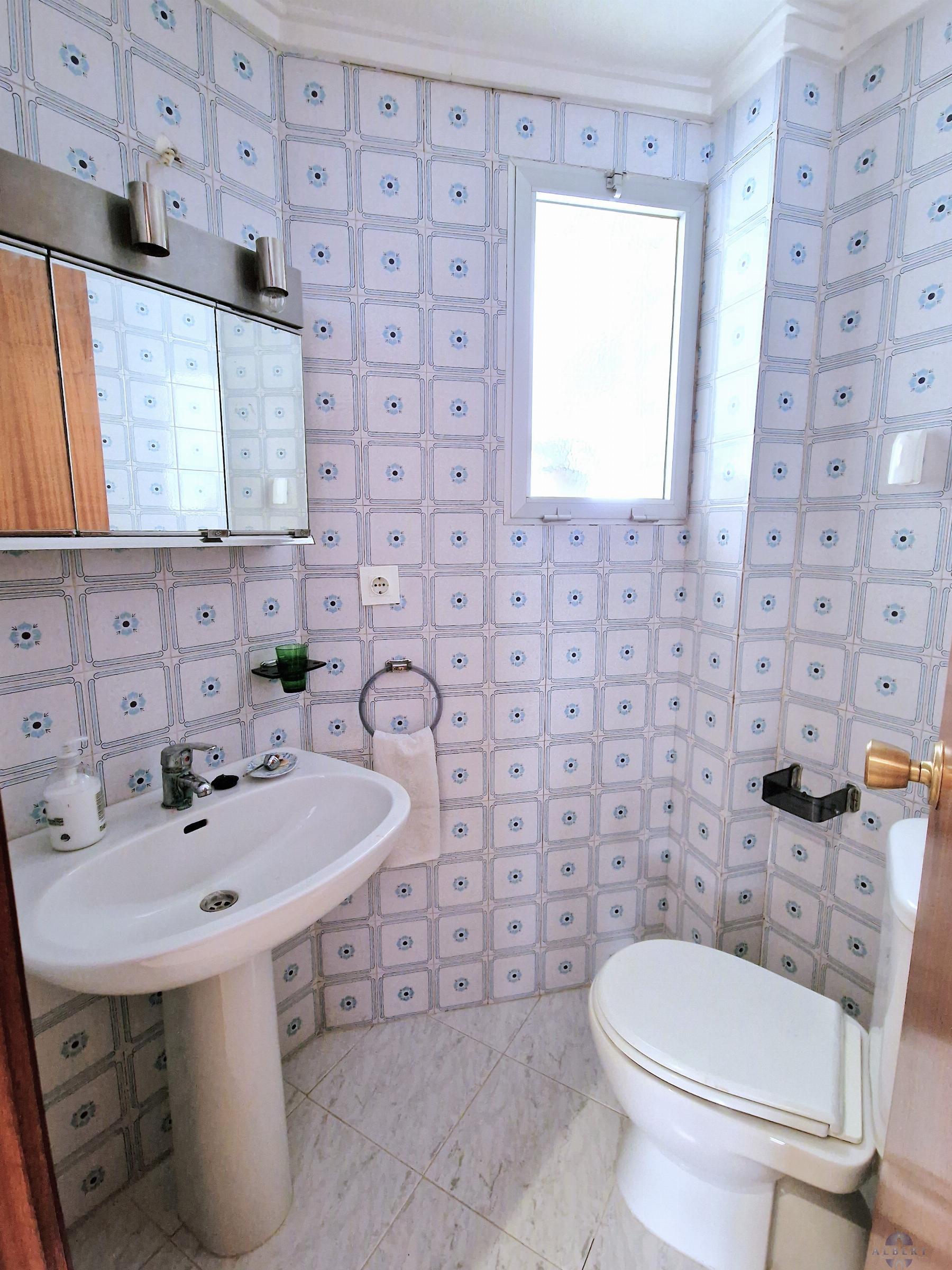 For sale of flat in Monóvar-Monòver