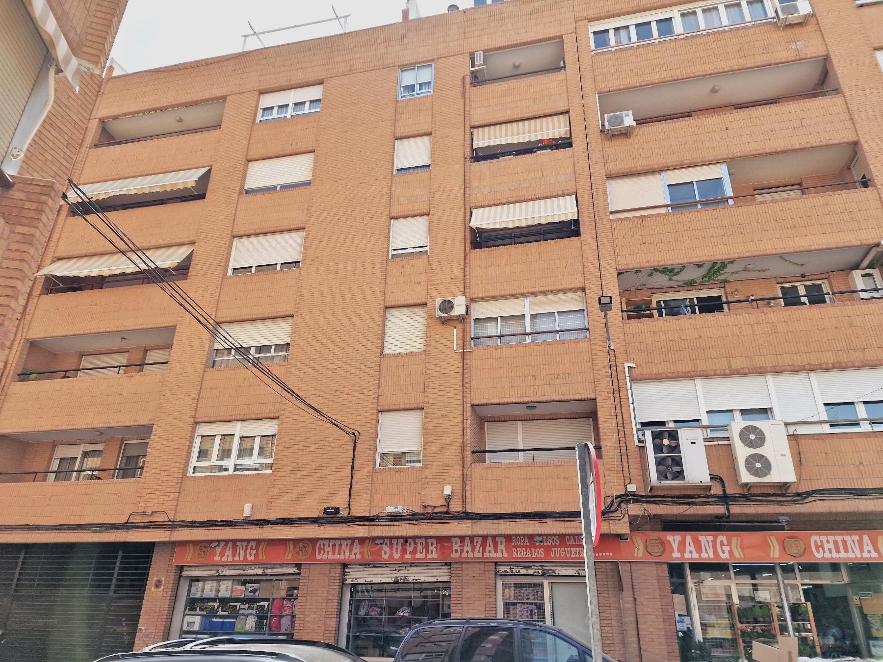 For sale of flat in Monóvar-Monòver