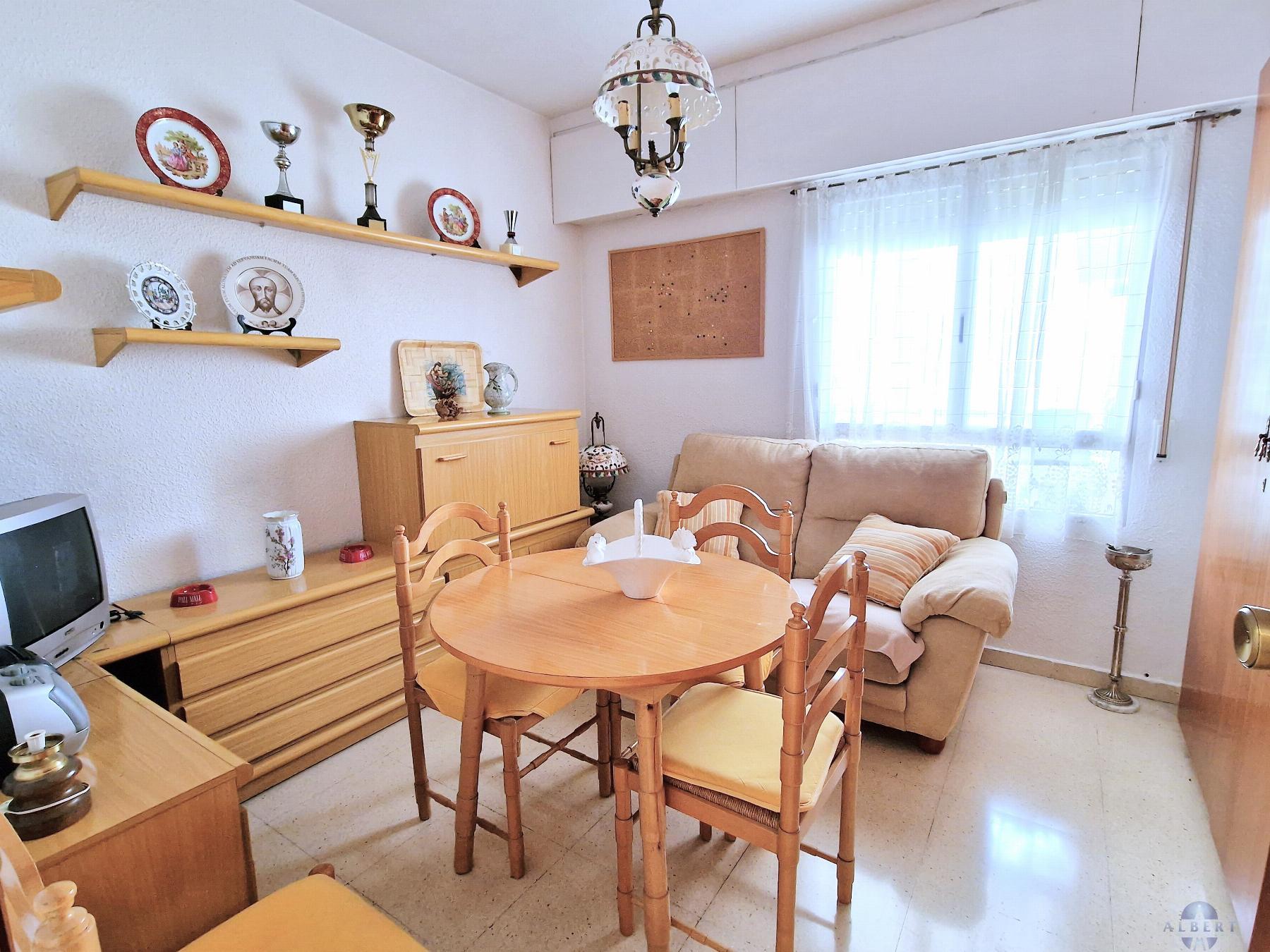 For sale of flat in Monóvar-Monòver