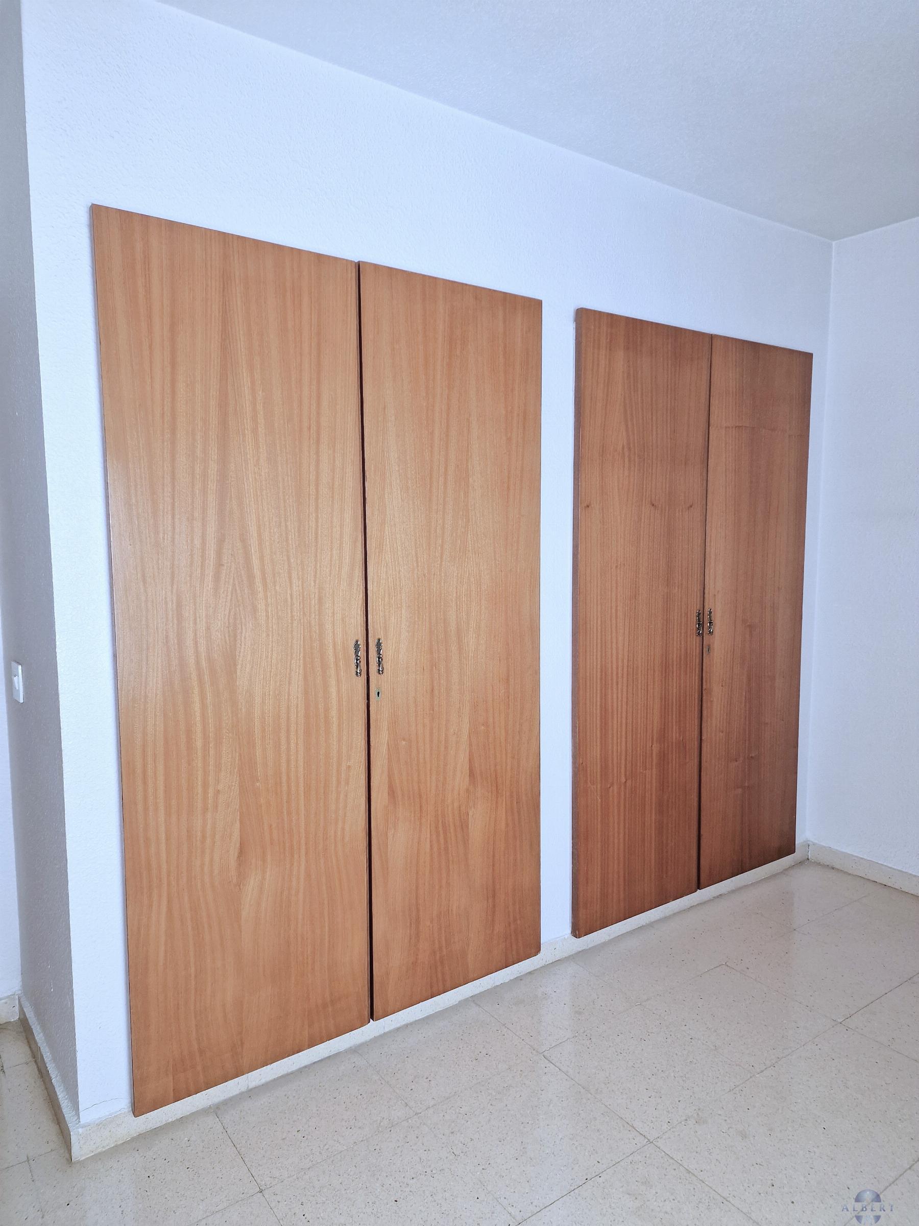 For sale of flat in Monóvar-Monòver