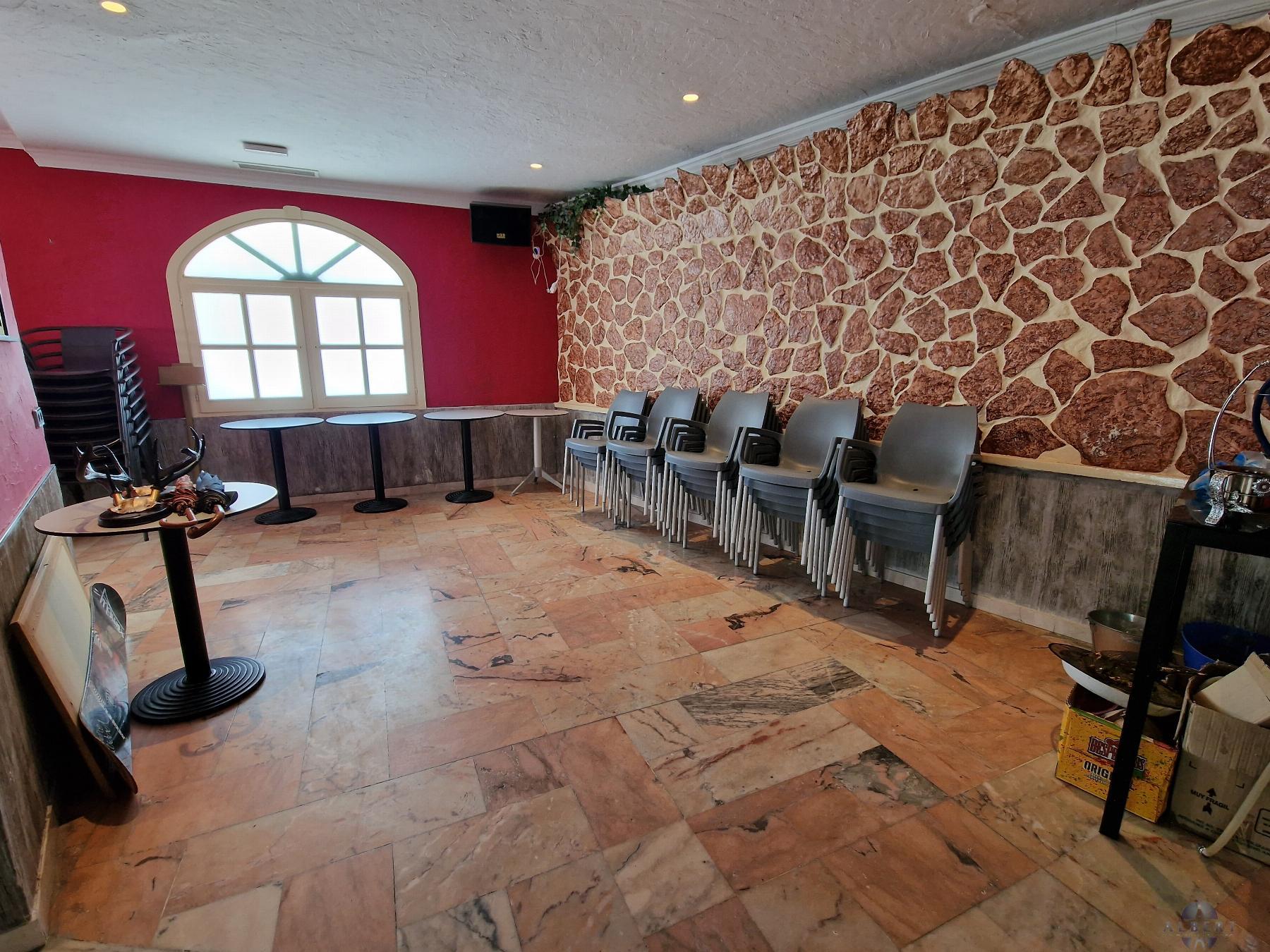 For sale of house in Monóvar-Monòver