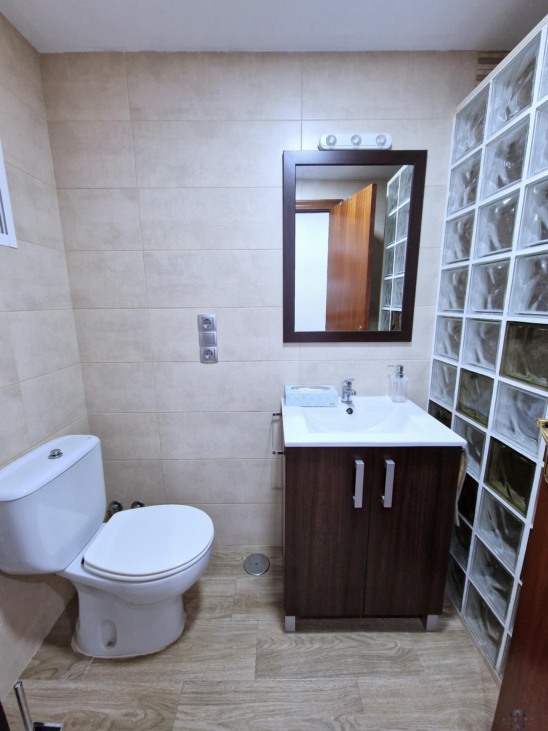 For sale of flat in Monóvar-Monòver