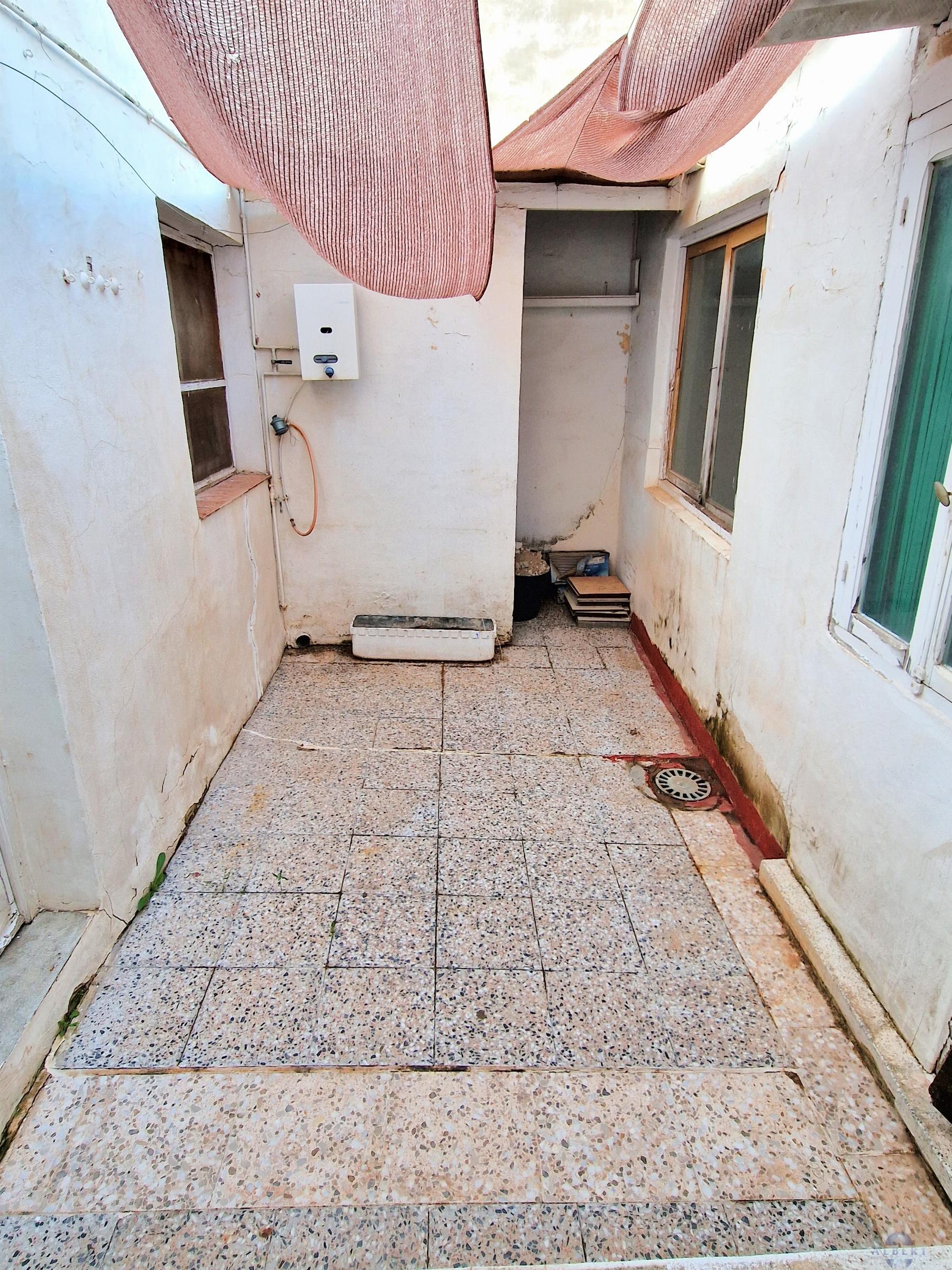 For sale of house in Monóvar-Monòver