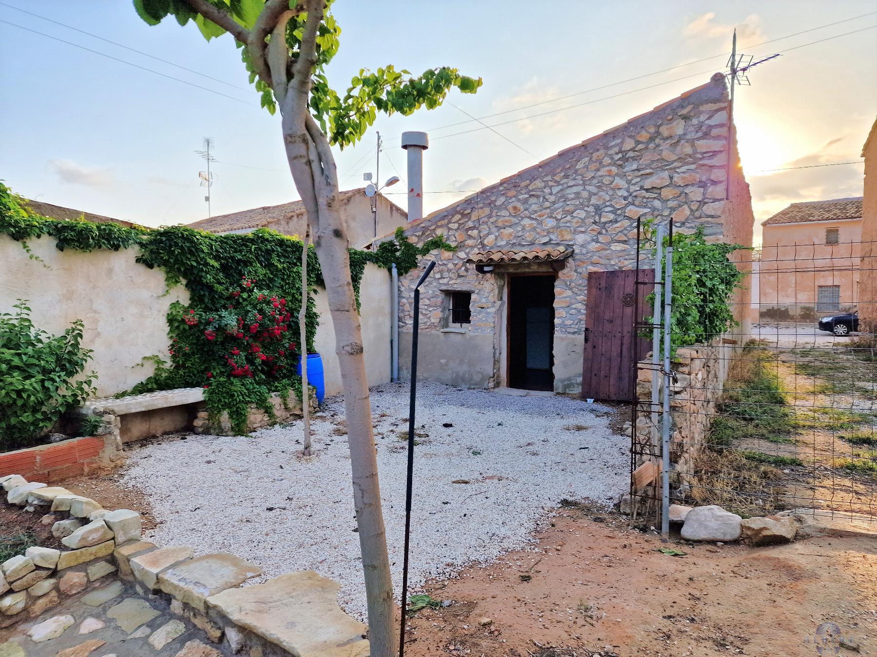 For sale of chalet in Monóvar-Monòver