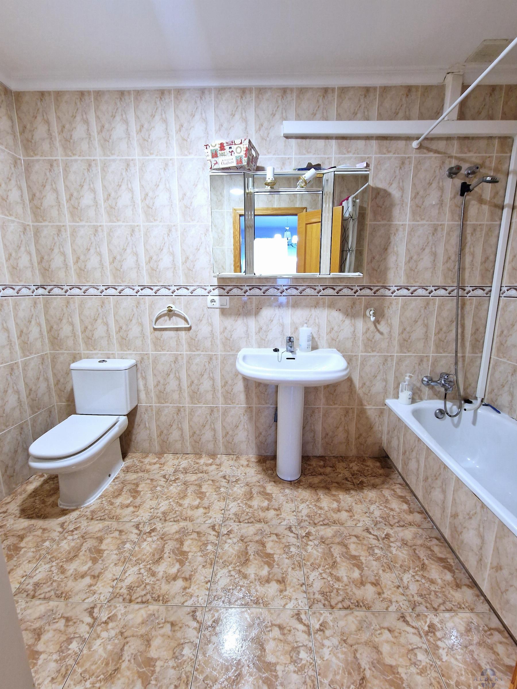 For sale of house in Monóvar-Monòver