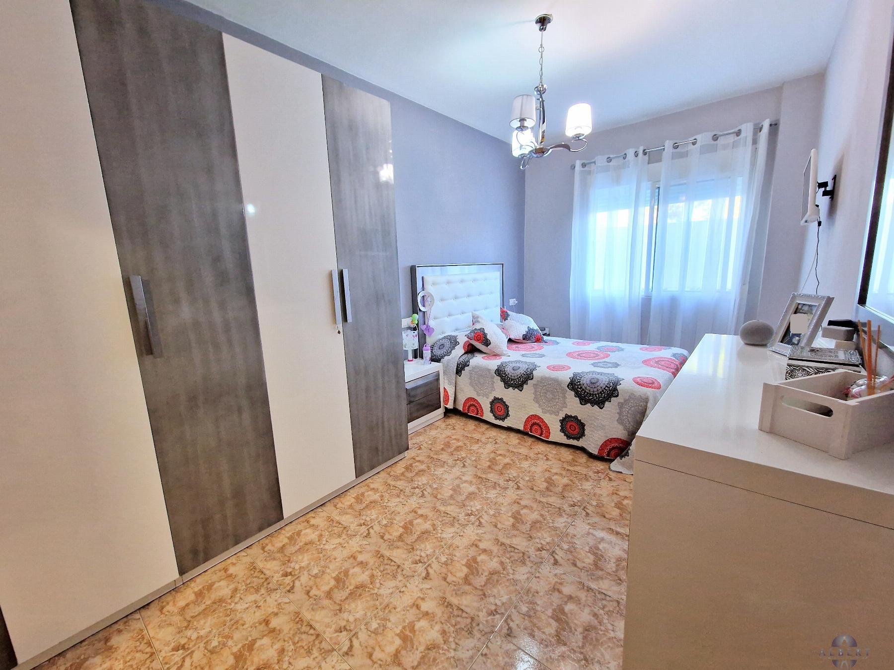 For sale of house in Monóvar-Monòver