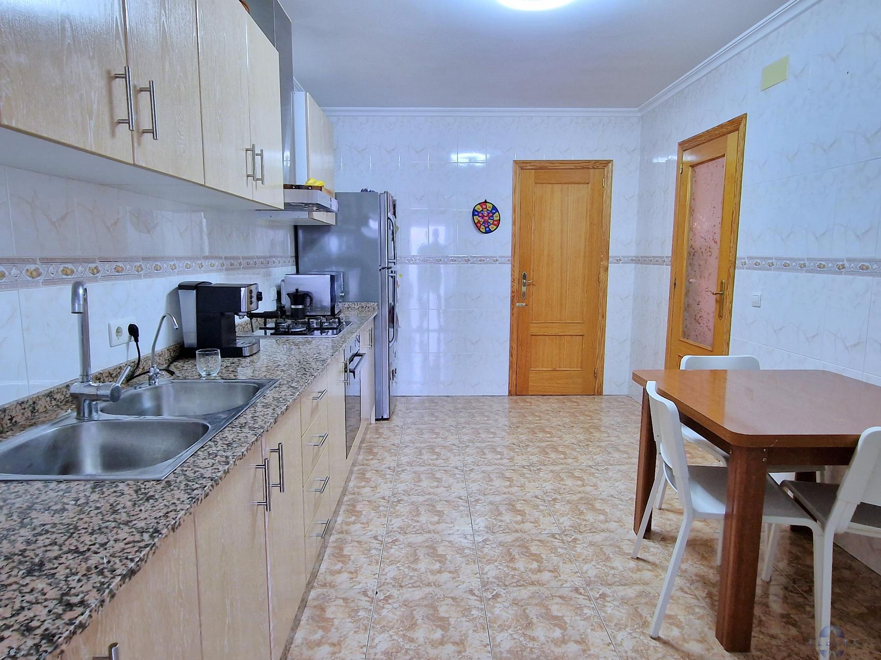 For sale of house in Monóvar-Monòver