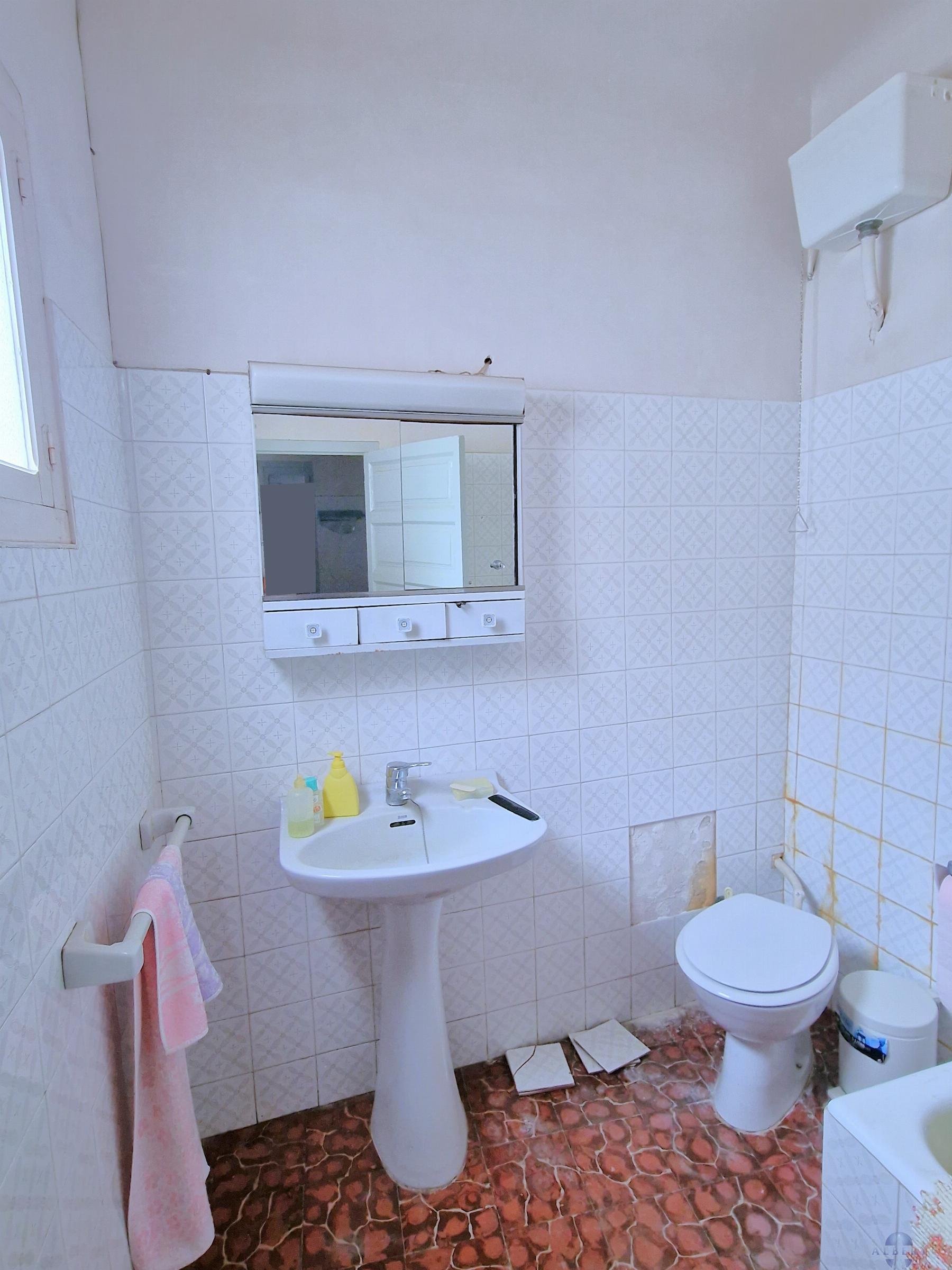 For sale of house in Monóvar-Monòver