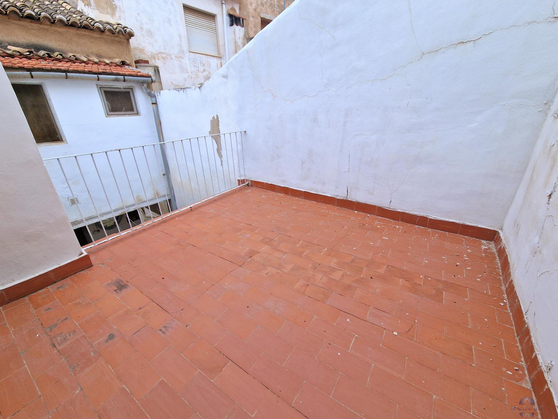 For sale of house in Monóvar-Monòver